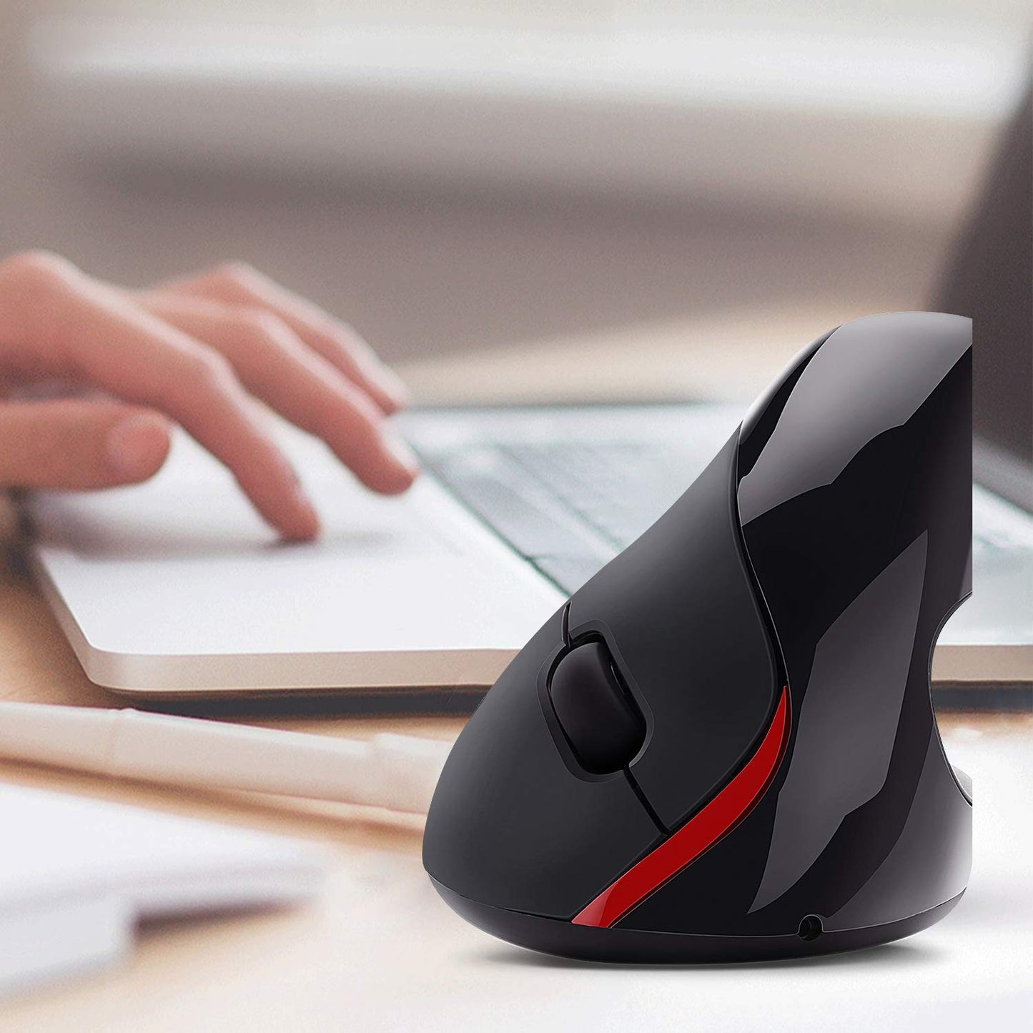 Ratón Inalámbrico TECHVIDA Negro Ergonómico Recargable 2.4 GHz para Mac y Windows