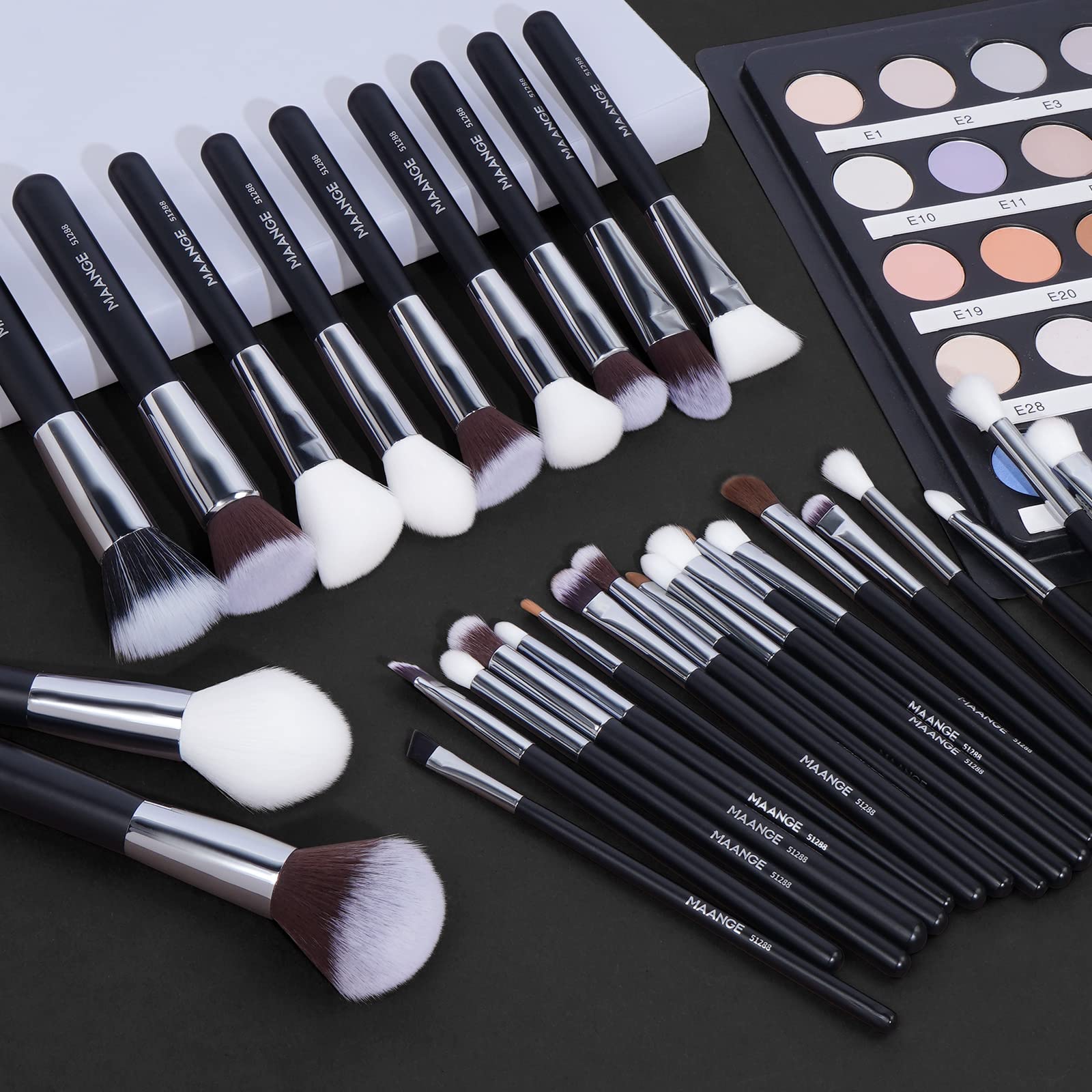 Brochas de Maquillaje Profesional 30 Piezas kit Alta Calidad Sintético Brochas Maquillaje Sombras de Brochas para Ojos en Polvo para Base de Maquillaje -Negro