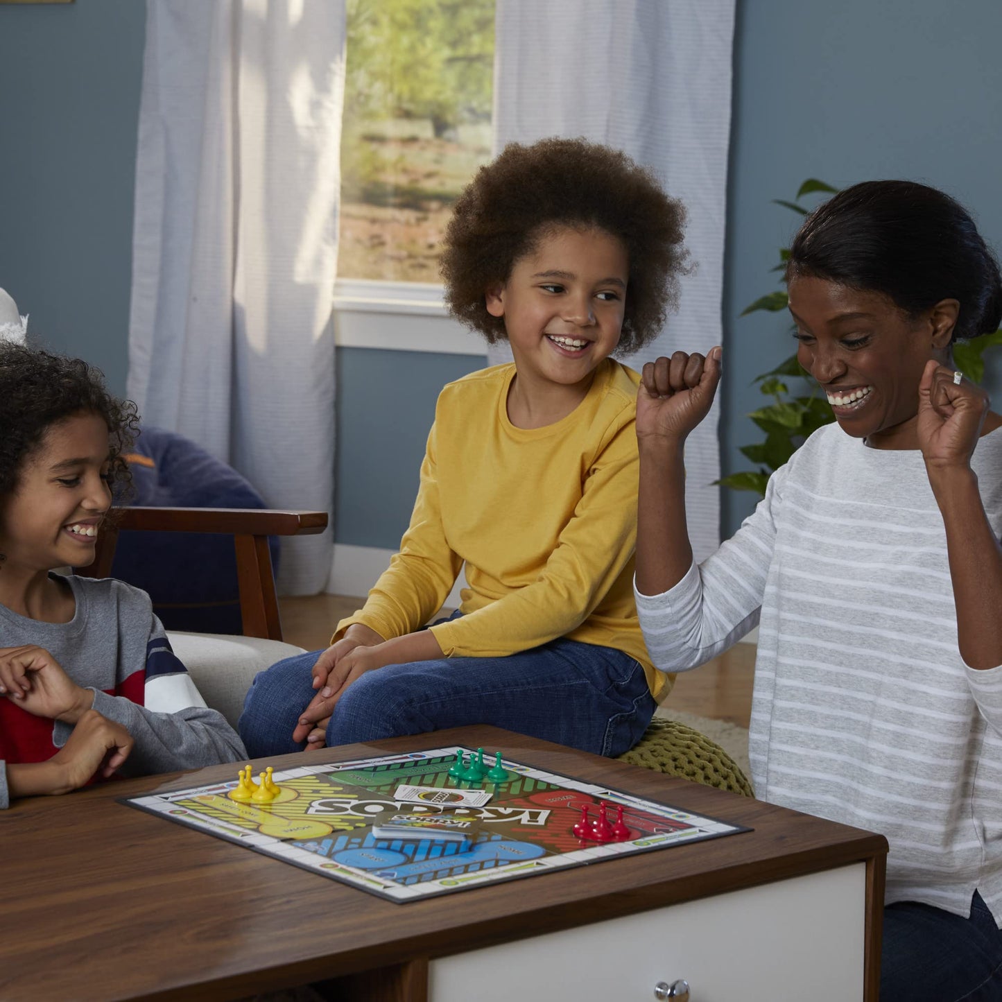 Juego Sorry! Hasbro Multicolor Versión Clásica para Niños