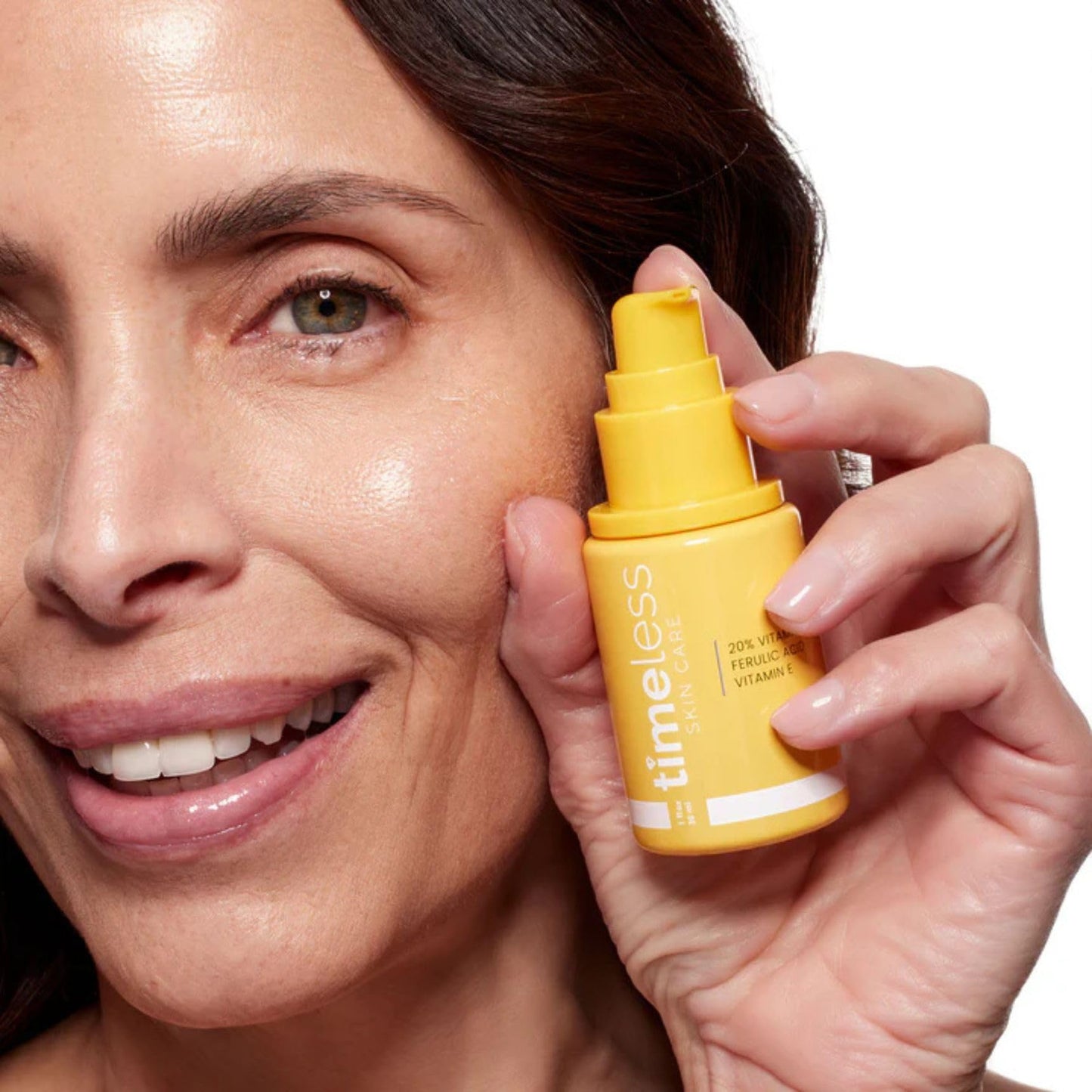 TIMELESS SKIN CARE | Sérum de Vitamina C al 20% + Ácido Ferúlico + Vitamina E | Para Todo tipo de piel | Suero Antioxidante y Aumenta la Producción de Colágeno | 30ML
