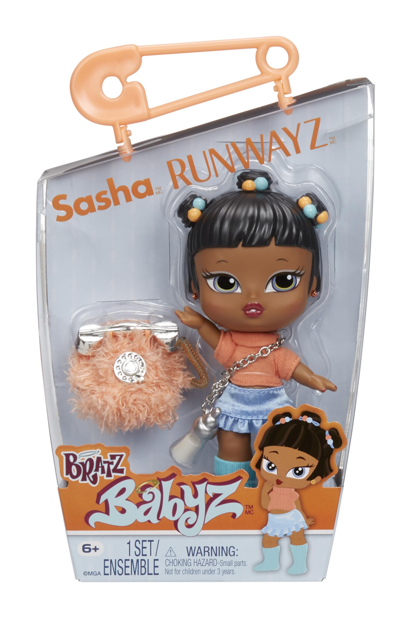 Bratz Muñeca Babyz Runwayz - Sasha - Coleccionable con Accesorios - Incluye un Collar Que Funciona como Llavero - Regalo Ideal para Niñas