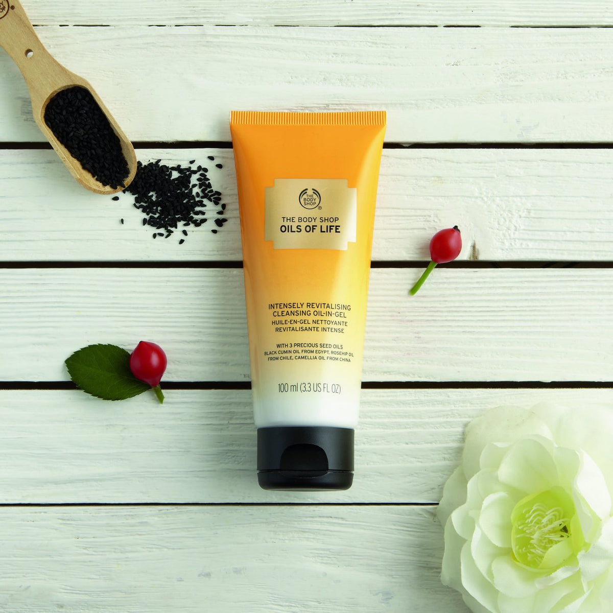 The Body Shop Oils of Life Intensely Revitalizing Cleansing Oil-In-Gel, 3.3 Fl Oz (Vegan)