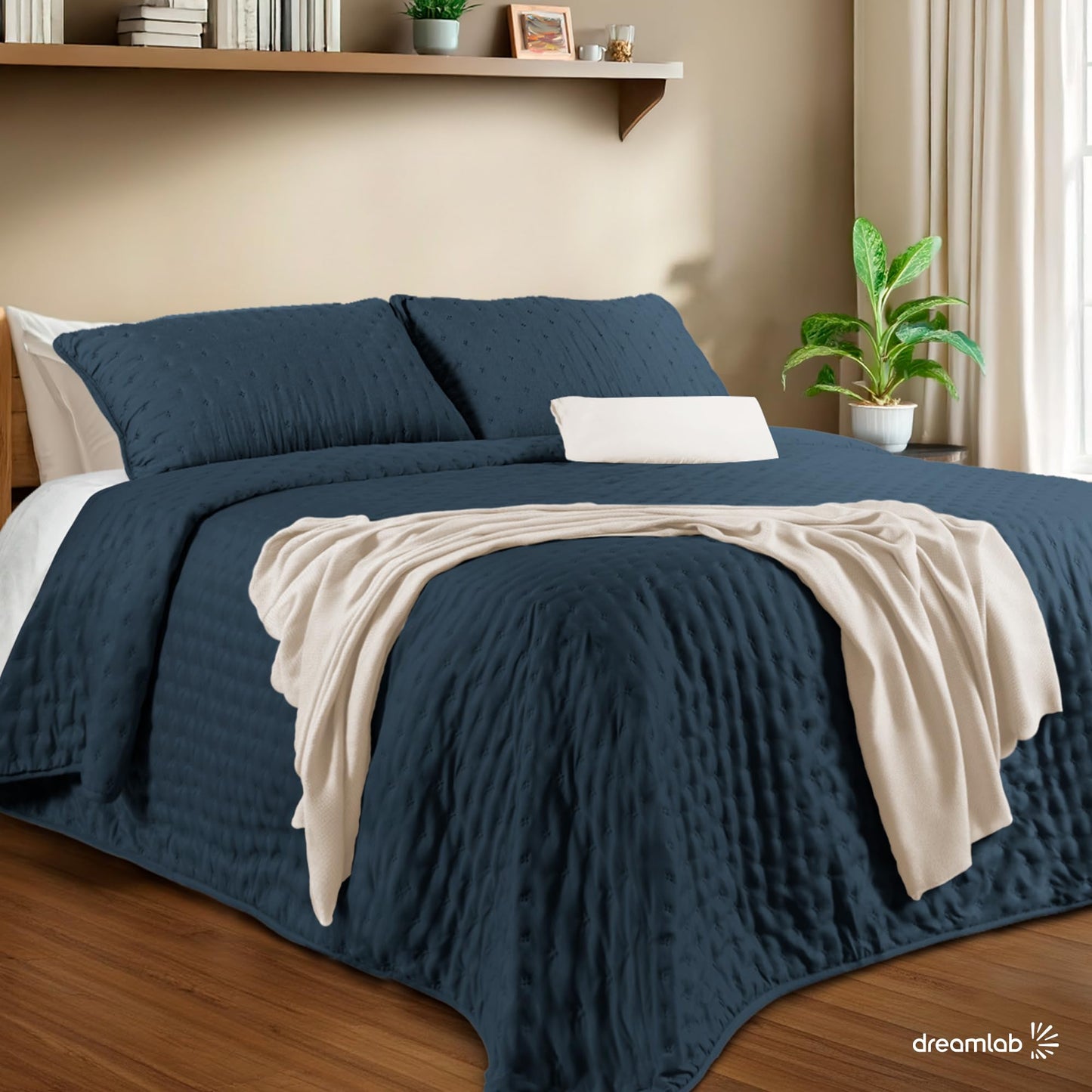 Colcha King Size Dreamlab Azul Noche Capitonado Ultra Suave Hipoalergénico con 2 Fundas de Almohada para Todas Las Estaciones