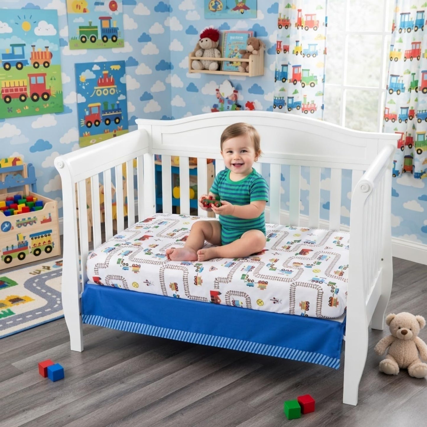 Everyday Kids Juego de cama de 3 piezas para cuna con edredón, sábana bajera y volantes Tren Choo Choo