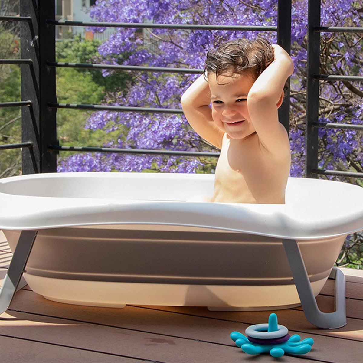 Tubbies Tina/Bañera plegable para bebe Tubbies 2go (Small) + Toalla (Tubbies 2 Go Small + Toalla Gris)
