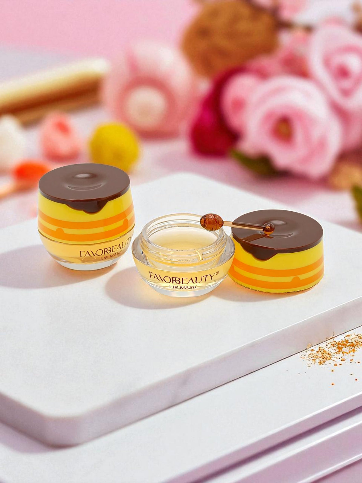 Bálsamos Labiales En Forma De Tarro de Miel, Paquete de12 Pcs, Contiene 6 ml por pieza, Repara e Hidrata los Labios Secos y Agrietados.