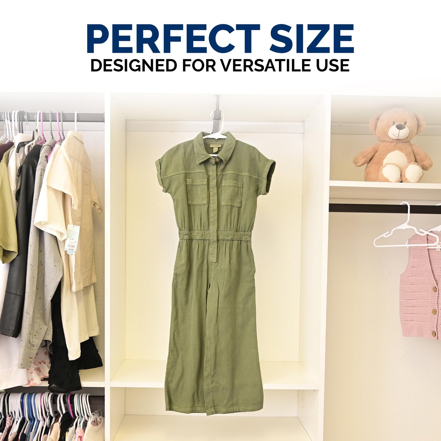 Closetselect - Paquete de 30 perchas de plástico para niños, de 11.75 pulgadas, para clóset, perchas de bebé para ropa de niños, tallas 0 a 8, perchas antideslizantes para bebés con ranuras para los