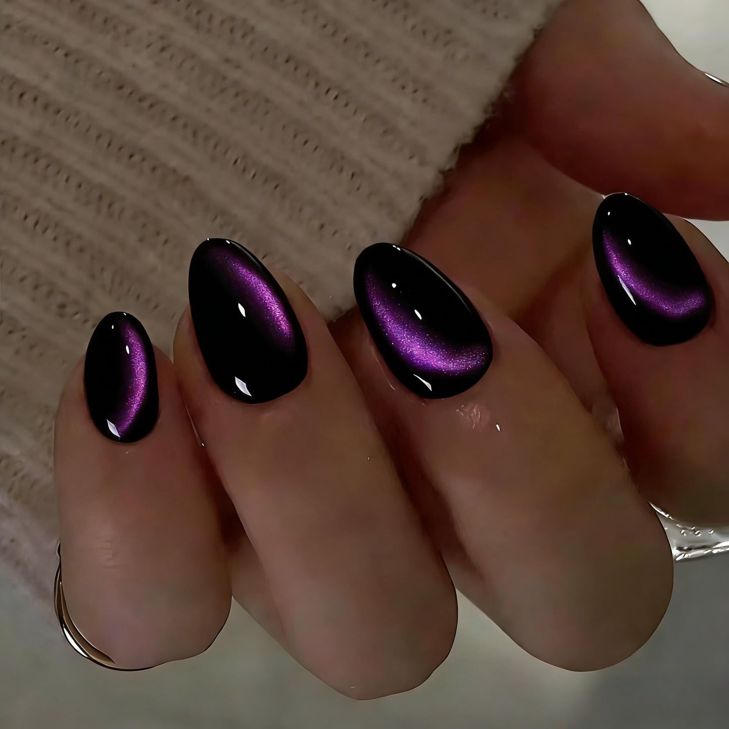 JOYVVEW Uñas postizas cortas con forma de ojo de gato - Uñas postizas ovaladas moradas y negras, uñas postizas almendradas glaseadas con acabado brillante, calidad resistente, reutilizables, brillante