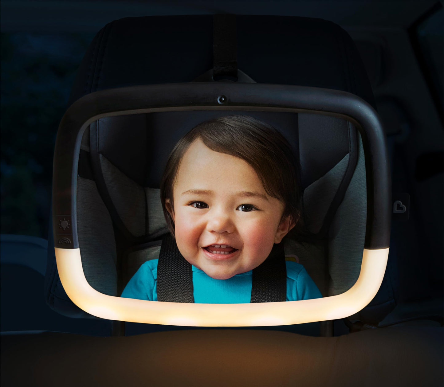 Munchkin - Espejo de coche para bebé orientado hacia atrás para asientos de coche, luz nocturna LED Pivot 360, espejo automático ajustable para bebé, color negro