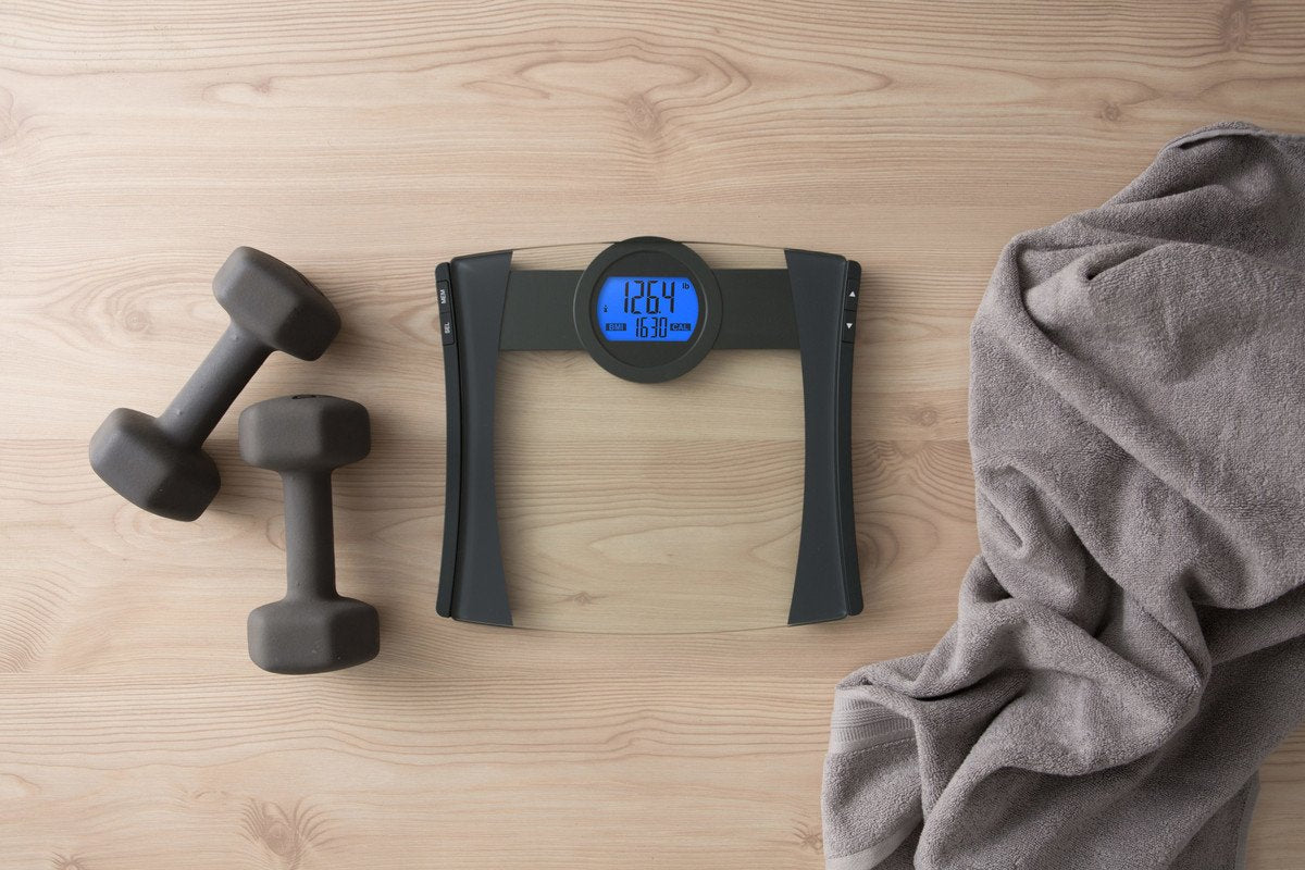 Báscula de Baño Digital EatSmart Precision CalPal con Capacidad de 440 Libras y Medición de IMC y Calorías