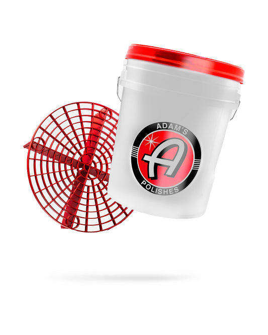 Cubeta de Lavado de Autos Adam's Polishes Blanca con Protector de Arena y Tapa de Sello Gamma para Cochera