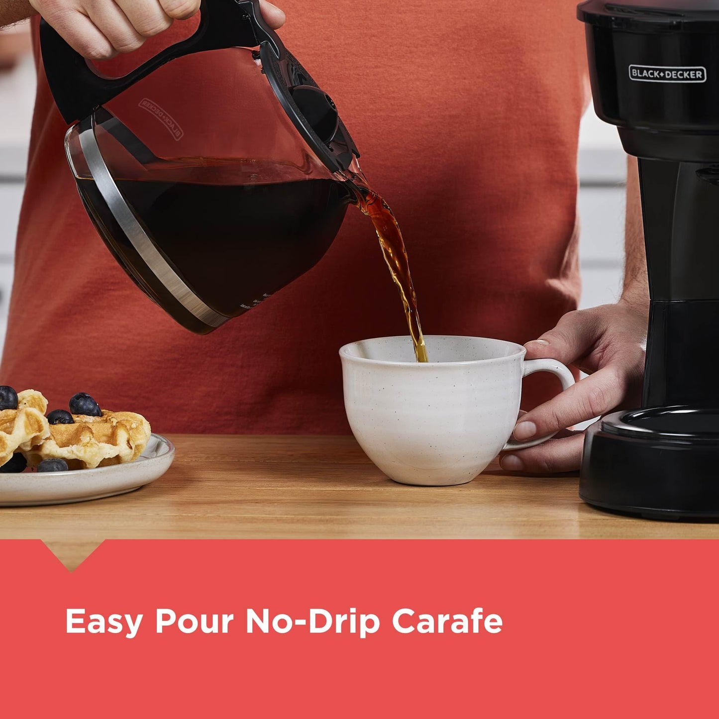 BLACK+DECKER CM0915BKD - Cafetera de 12 tazas con interruptor de fácil encendido/apagado, jarra de fácil vertido, sin goteo con cesta de filtro extraíble, color negro