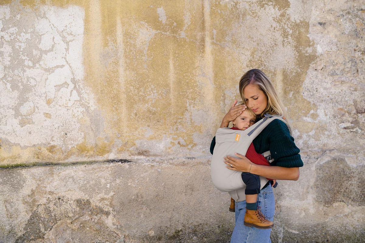 Beco - Portabebés para niños pequeños con asiento extra ancho, 100% algodón, estilo mochila y transporte frontal, ligero y ergonómico para niños (24-48 meses), color crudo