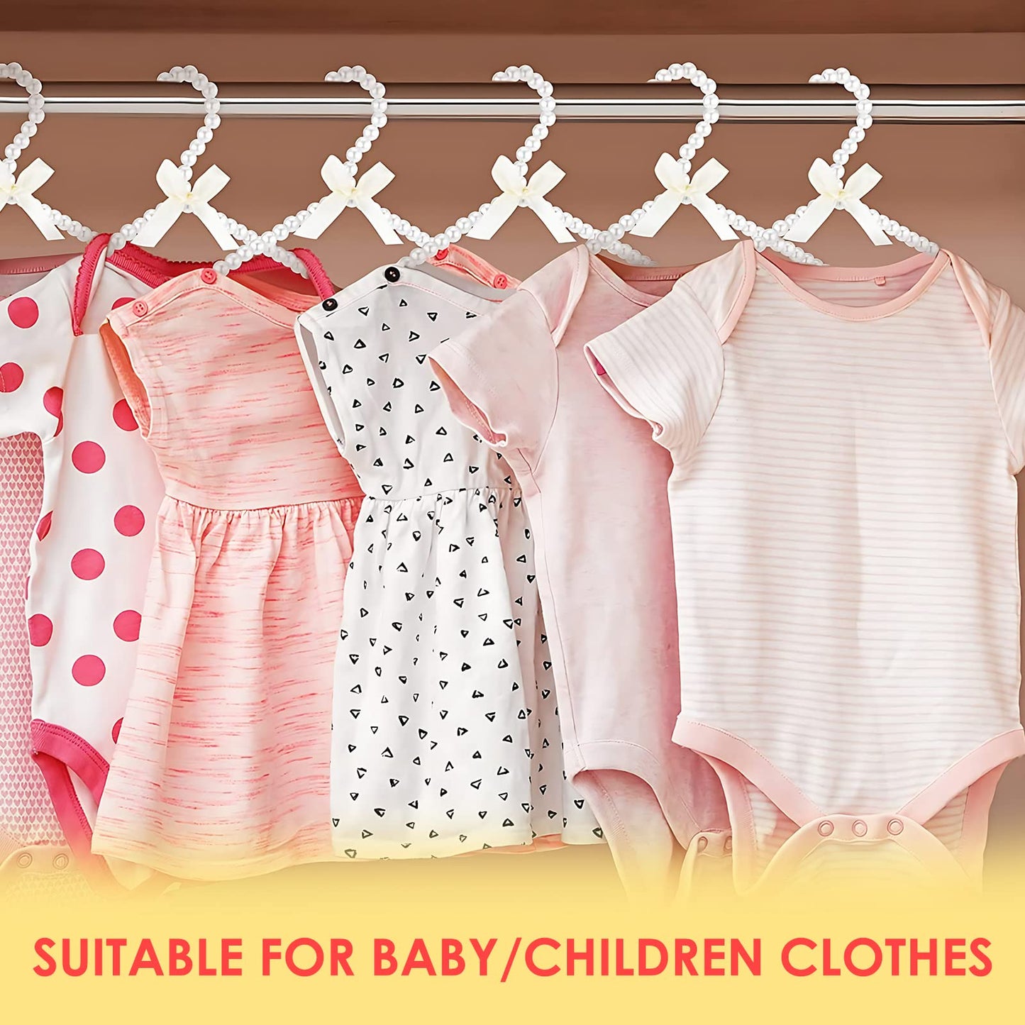 Adorila - Paquete de 5 Perchas de Perlas para niños, pequeñas Perlas con Lazo, Elegantes Perchas estándar para niños y Perros (Blanco)