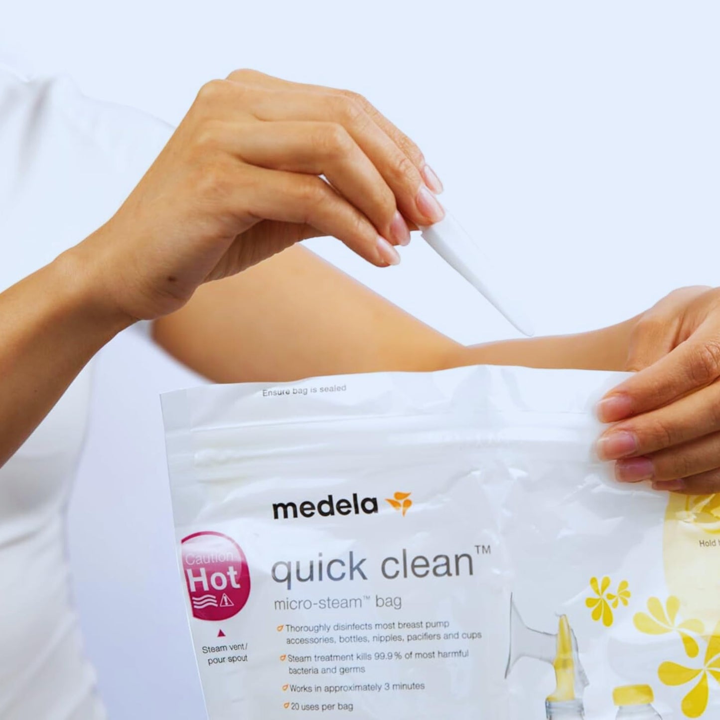LatchLight - Luz nocturna para bebé portátil para lactancia materna y alimentación con biberón, brillo ámbar regulable, amigable con la melatonina, brilla en la oscuridad para una fácil ubicación