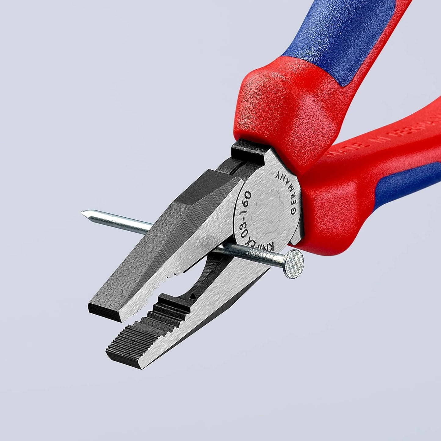 Knipex 03 02 160 SB Alicate Universal Atramentado con Fundas en Dos Componentes, color Negro, 160 mm