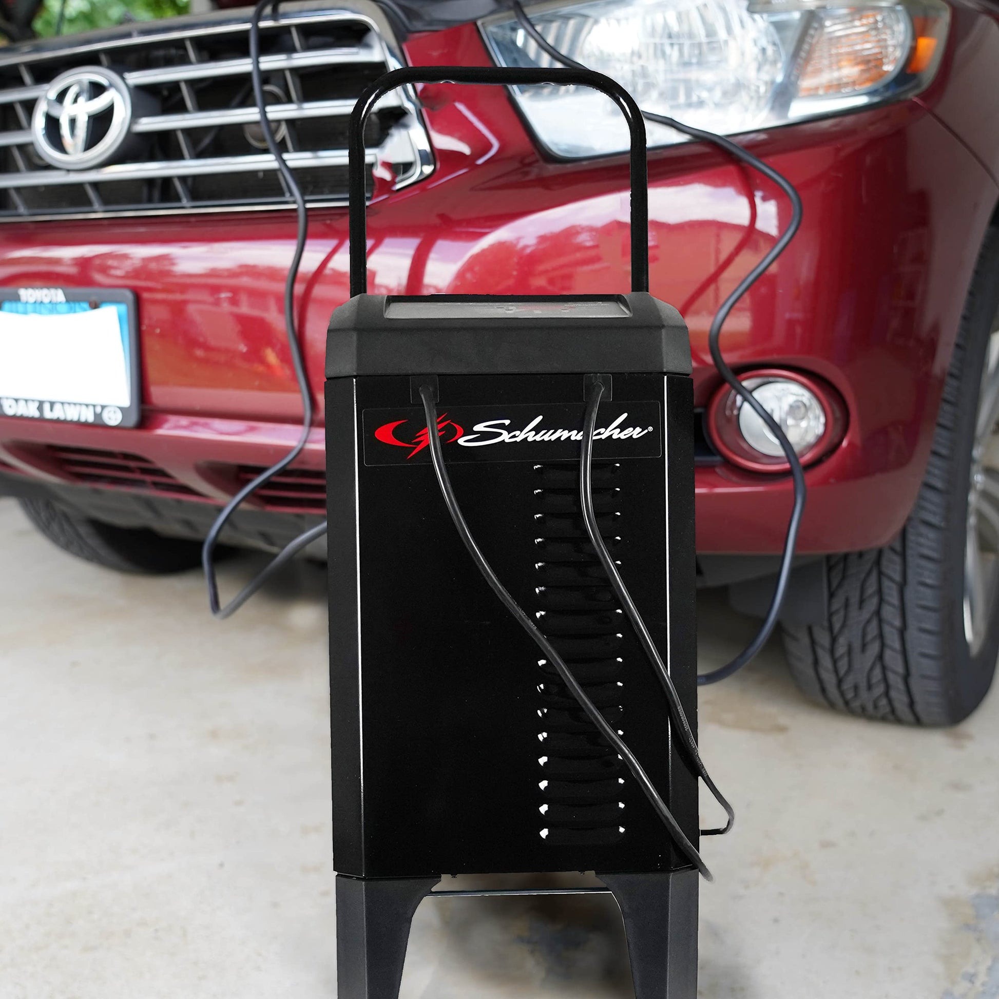 Schumacher - Cargador de batería eléctrico completamente automático y arrancador de motor, cargador de batería de coche de 6/12 voltios, arranque del motor de 200 amperios y refuerzo de 40 amperios