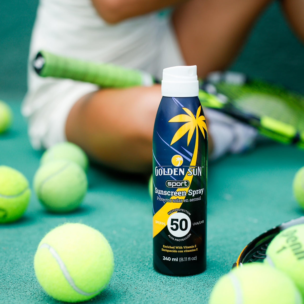 Golden Sun - Protector Solar en Aerosol Sport 50+ FPS 240 ml. Fórmula enriquecida con Vitamina E, Aloe Vera y aceites esenciales de tangerina. Resistente al agua y al sudor, protección UVA/UVB