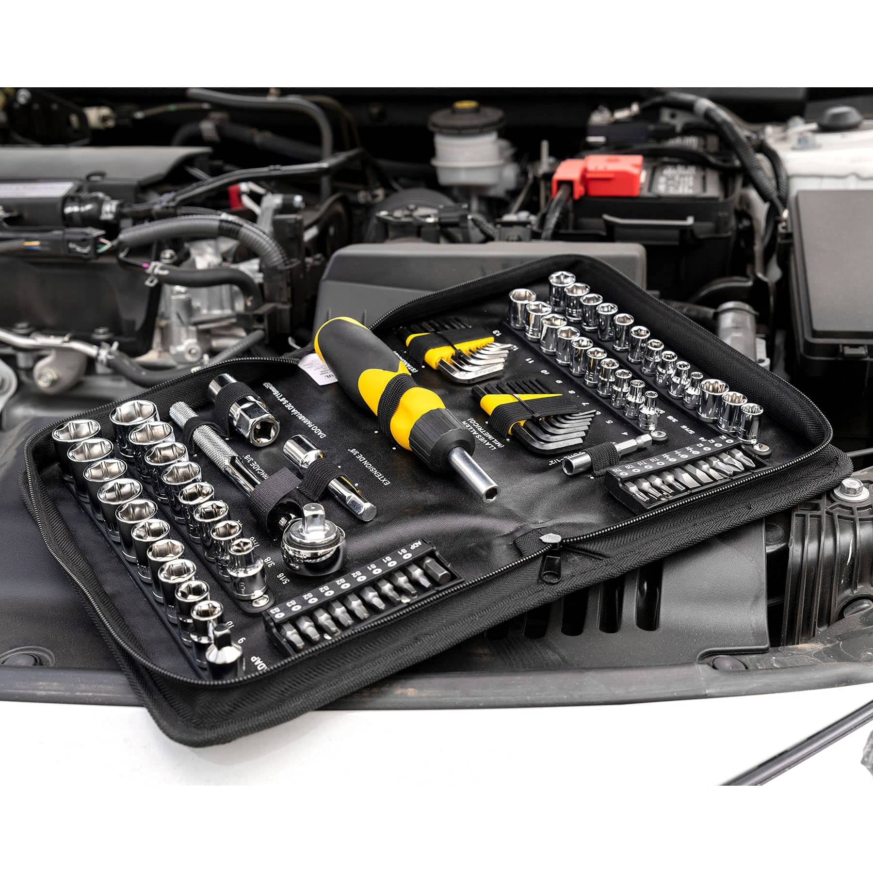 Juego de Herramientas Pretul 83 Piezas para Mecánica