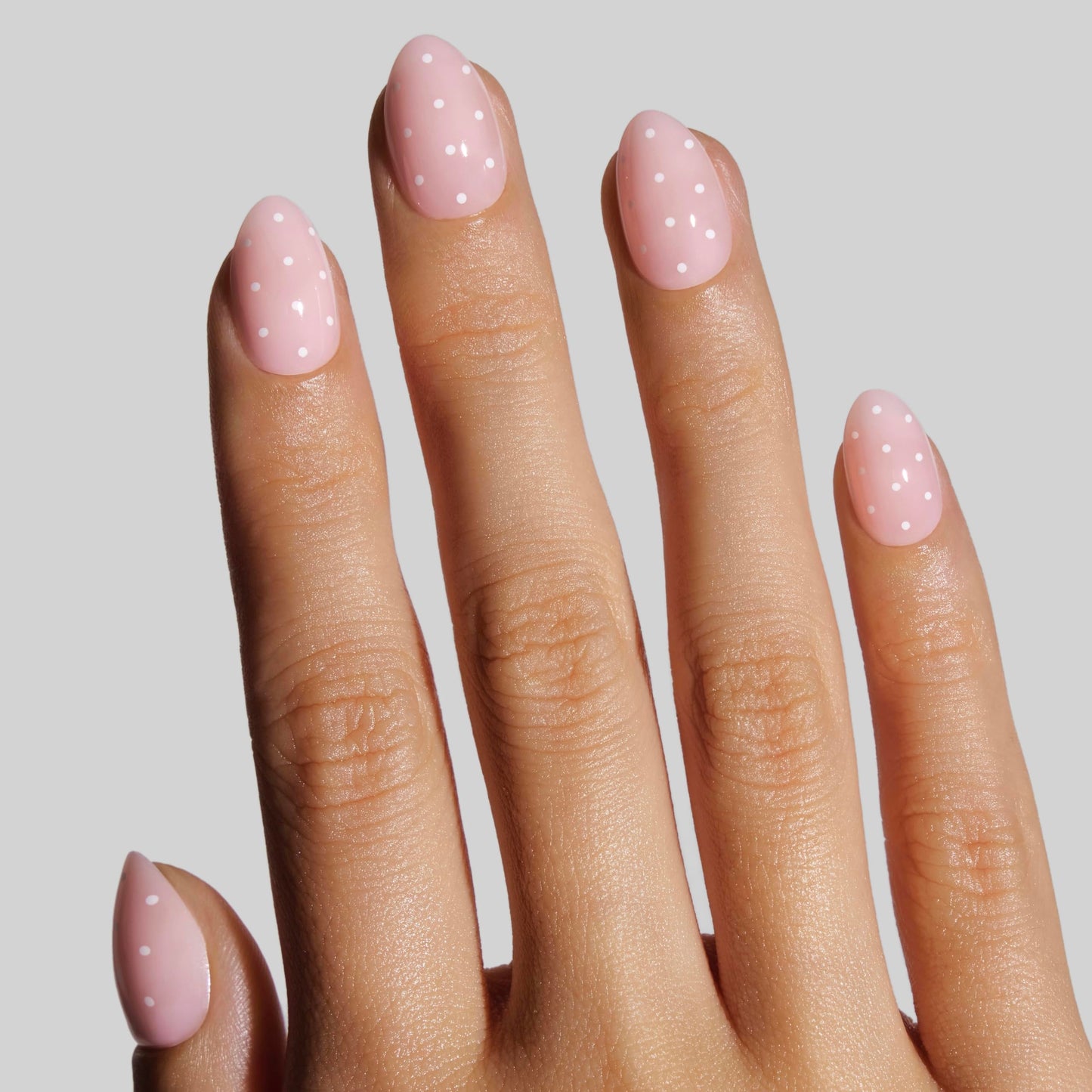 Celebritips Uñas postizas | Lunares rosa bebé, uñas almendradas extracortas, reutilizables, uñas de otoño con calidad de salón | 16 tamaños - Kit de 32 uñas con pegamento de fijación extrafuerte y pes