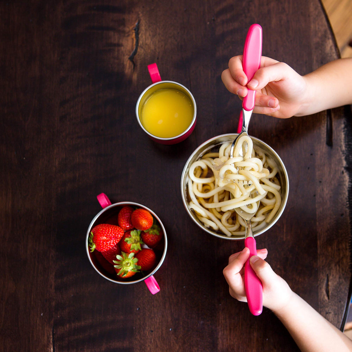 Innobaby Din Din Smart EZ Grip Cuchara y tenedor con estuche de transporte, juego de utensilios para niños y niños, sin BPA (rosa)