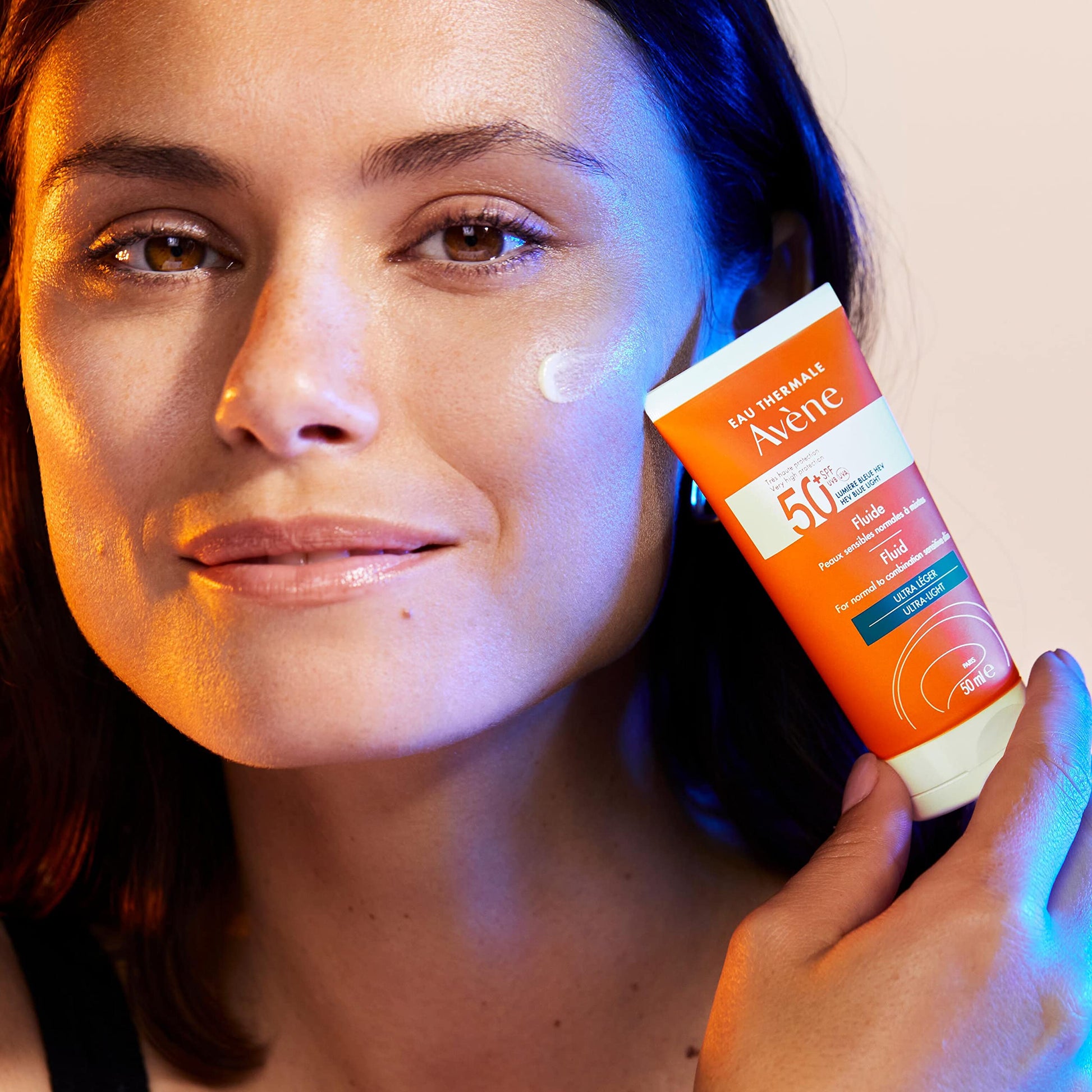 Avene Fluido con Protector Solar Fps50+, Sin Perfume, 50ml