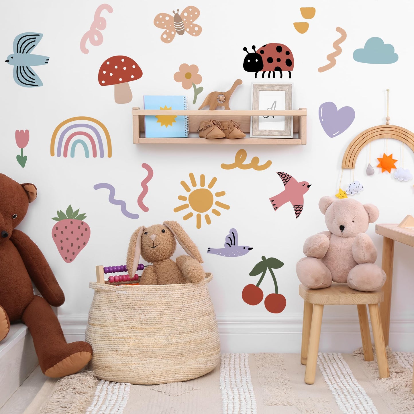 Calcomanías de Pared de Insectos y Frutas, Pegatinas de Pared Decorativas de Acuarela Estilo Garabato, Calcomanías Despegables y Adhesivas de Mariposas, Hongos, Fresas y Cerezas para Dormitorio