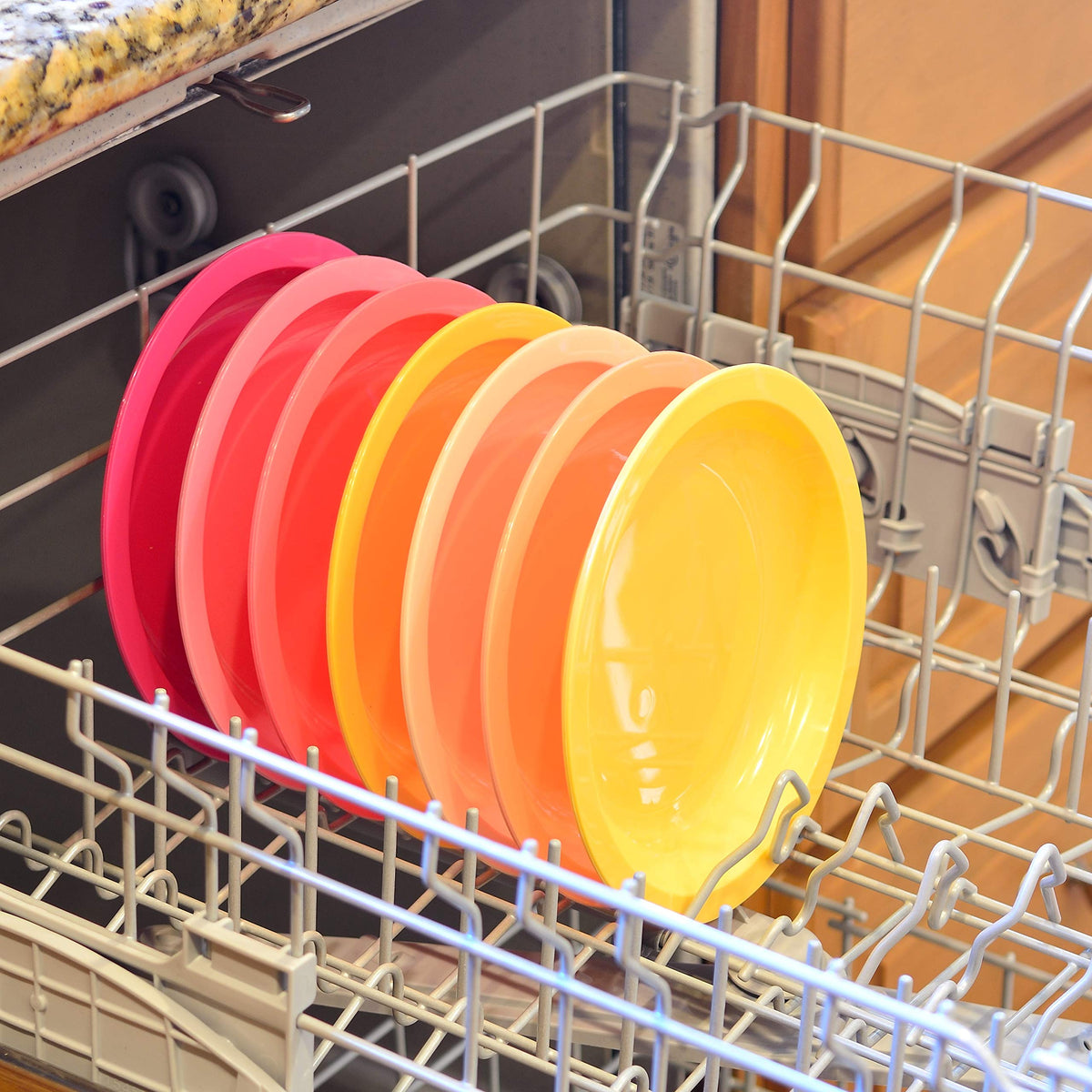 Youngever 7.5 Inch Plastic Plates, Small Kid Size, Kids Plates, Toddler Plates, Snack Plates, Microwave Safe, Dishwasher Safe, Set of 9 (Peach Colors)