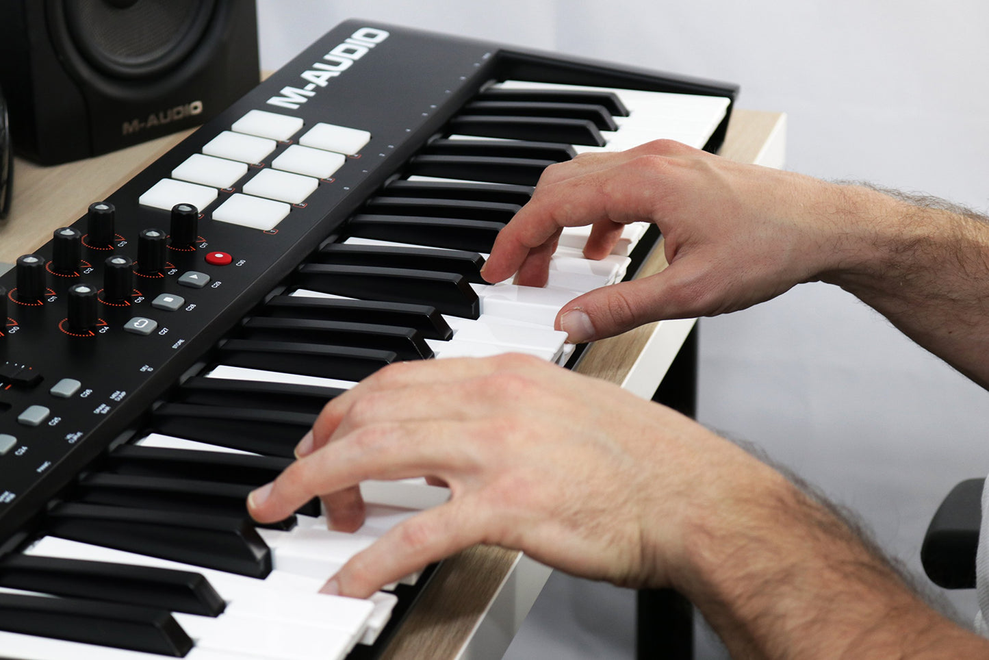 M-Audio Oxygen 61 MKIV Controlador deTeclado USB de 61 Teclas