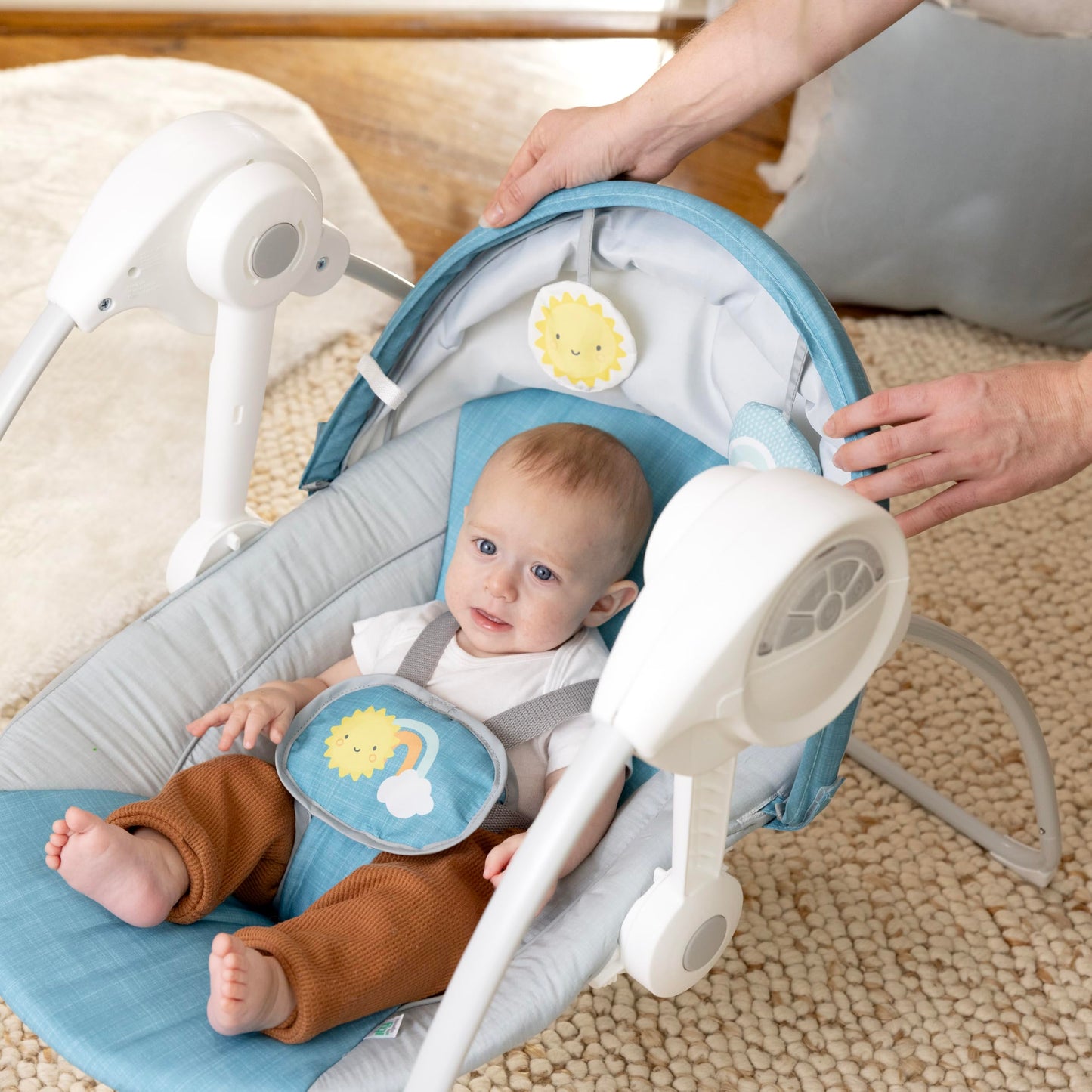 Ingenuity Silla Mecedora Plegable de Arcoíris para Bebés