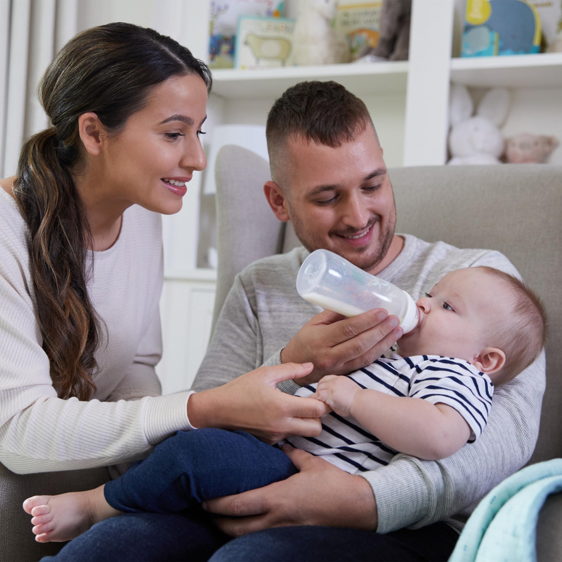 Botella Anticólicos NUK Smooth Flow para Recién Nacidos