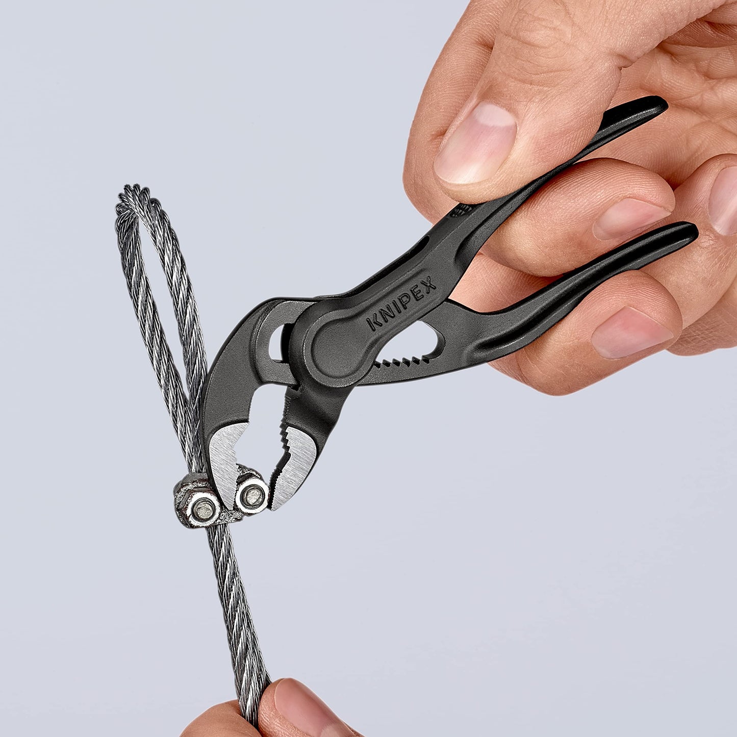 Knipex Cobra XS Mini Alicates para bomba de agua, 100 mm, tuercas a 24 mm, tubos a 28 mm, autobloqueante, ajuste fino mediante botón de empuje, Edc, 87 00 100