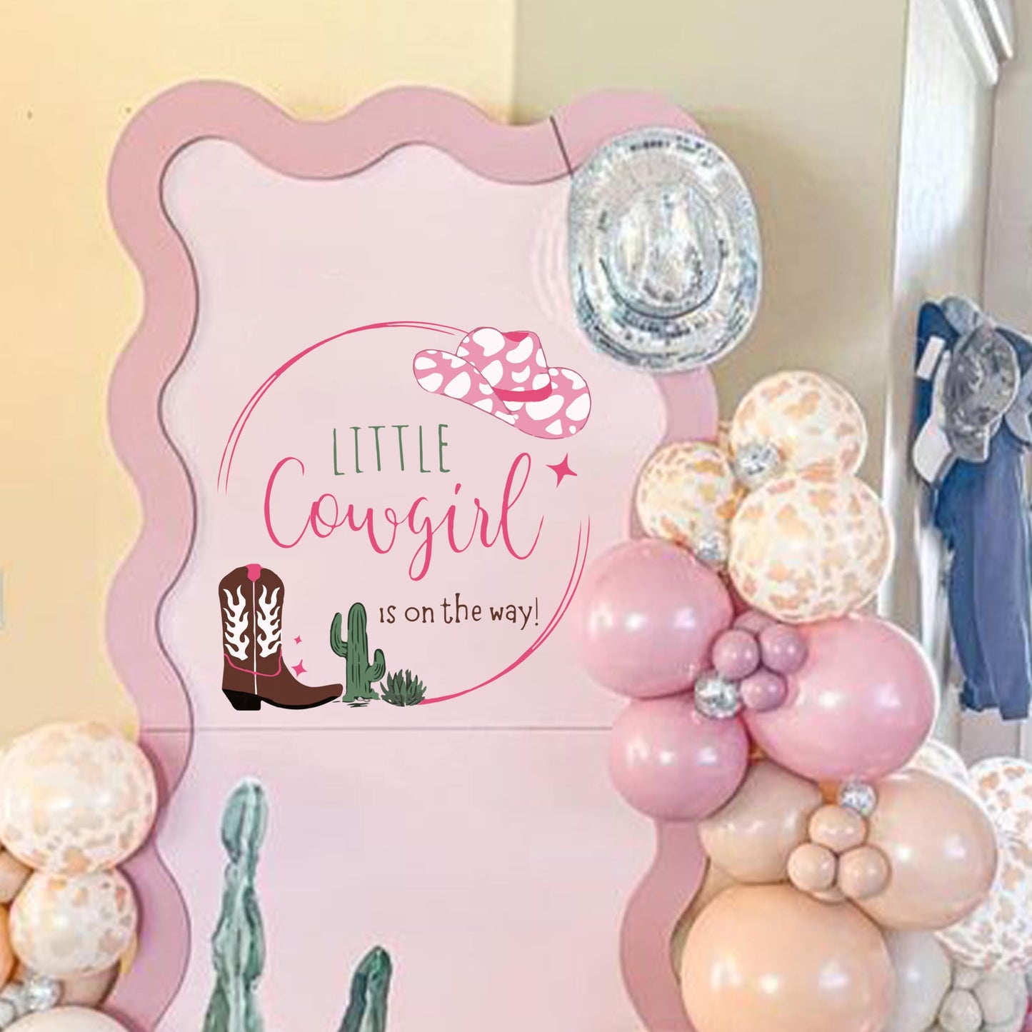 Calcomanía de leyenda A Little Cowgirl is on The Way – Decoración de fiesta con temática de vaquera, decoración de bebé, rosa salvaje oeste es una niña, decoración rústica de fiesta de niña dulce y