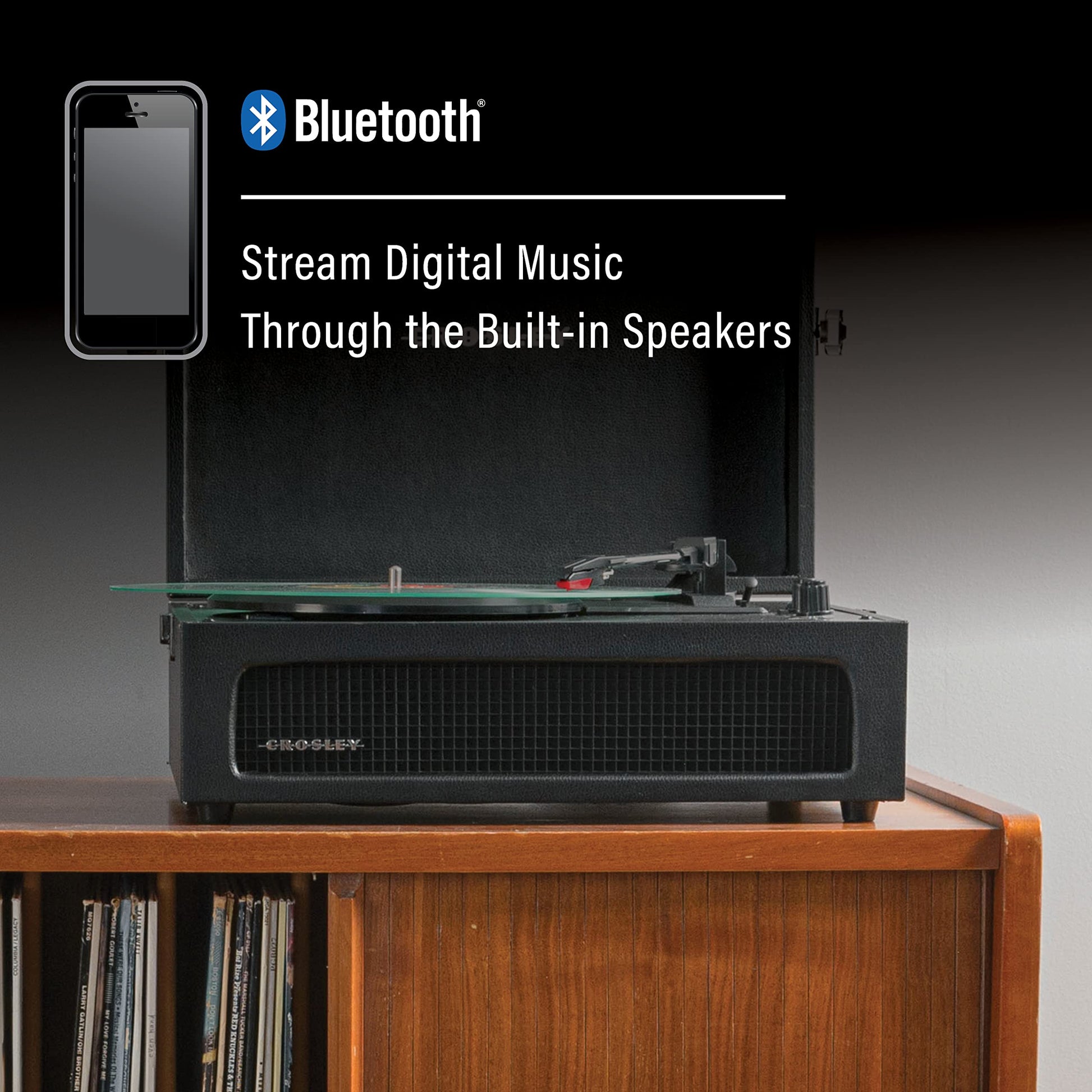 Crosley CR8017B-BK Voyager - Tocadiscos de Vinilo portátil clásico con Entrada y Salida Bluetooth y Altavoces Integrados, Color Negro