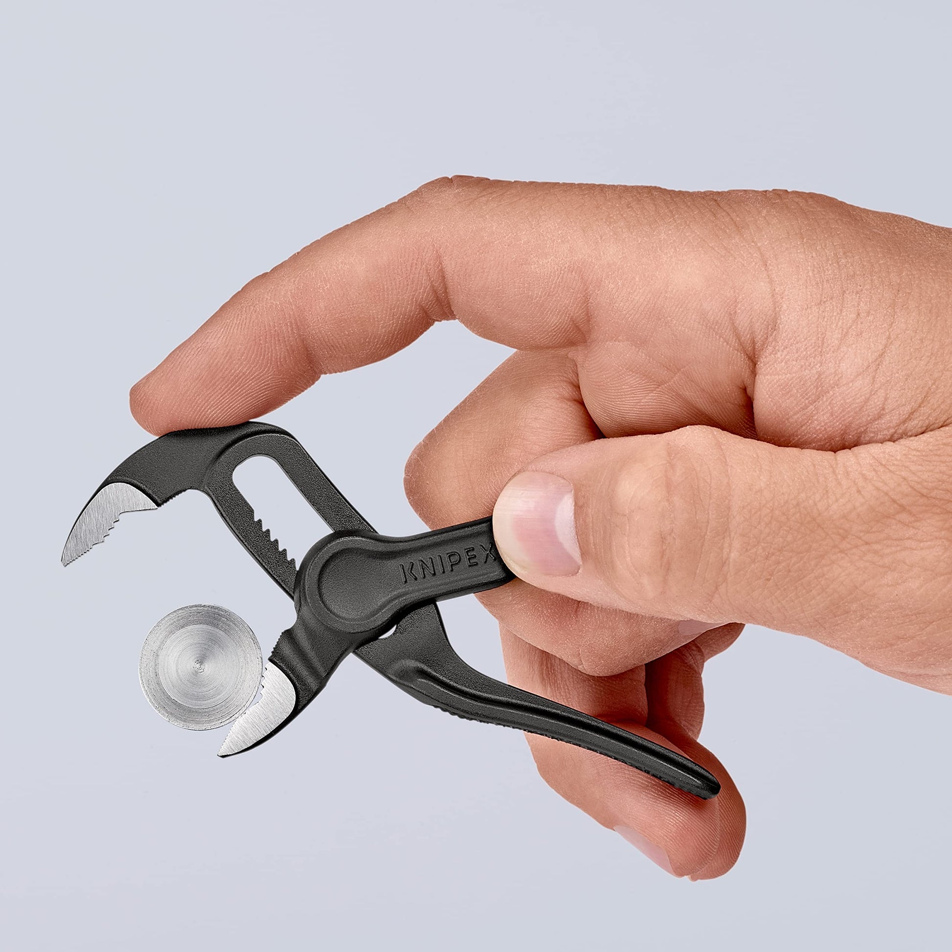 Knipex Cobra XS Mini Alicates para bomba de agua, 100 mm, tuercas a 24 mm, tubos a 28 mm, autobloqueante, ajuste fino mediante botón de empuje, Edc, 87 00 100