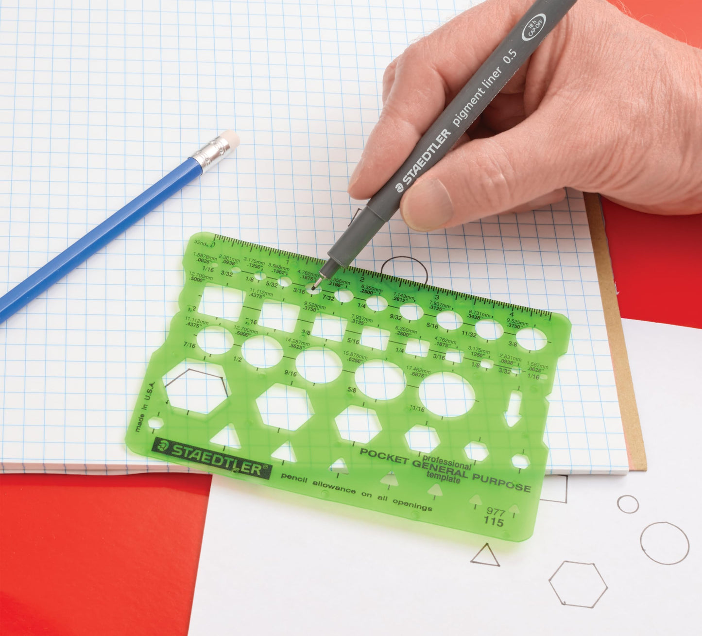 Plantilla Técnica de Dibujo Staedtler Verde 977 115 02