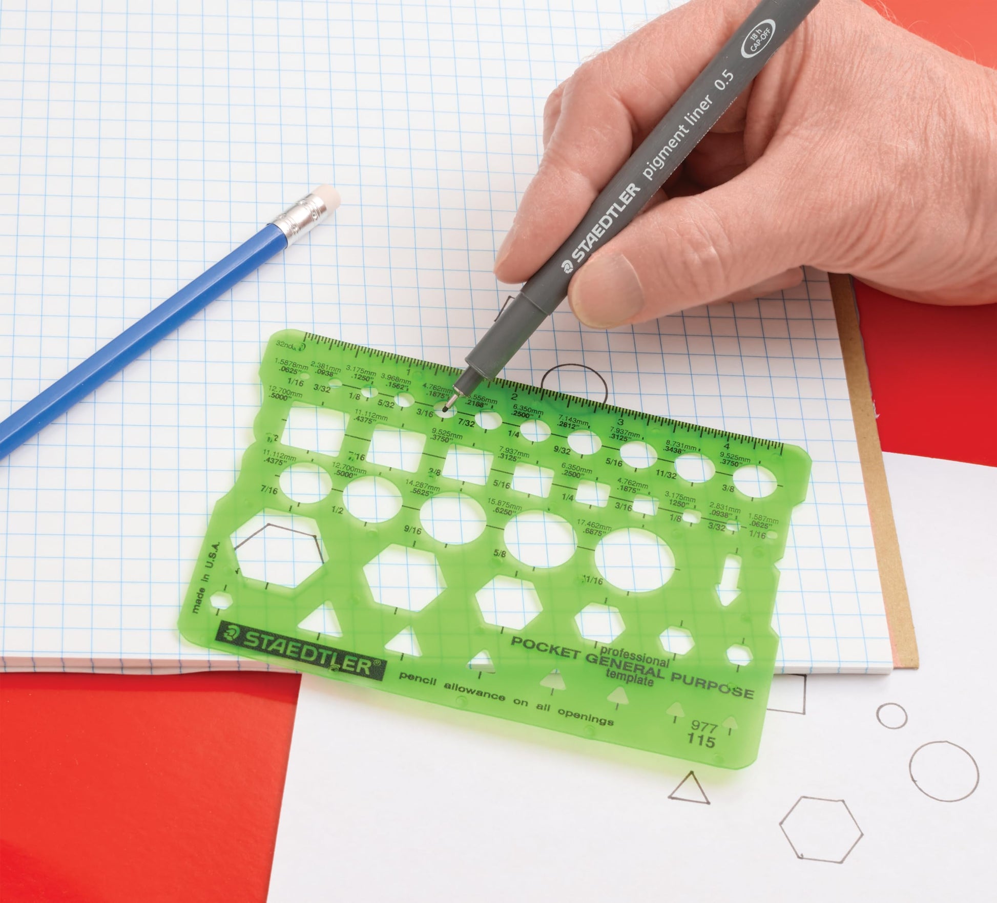 Plantilla Técnica de Dibujo Staedtler Verde 977 115 02