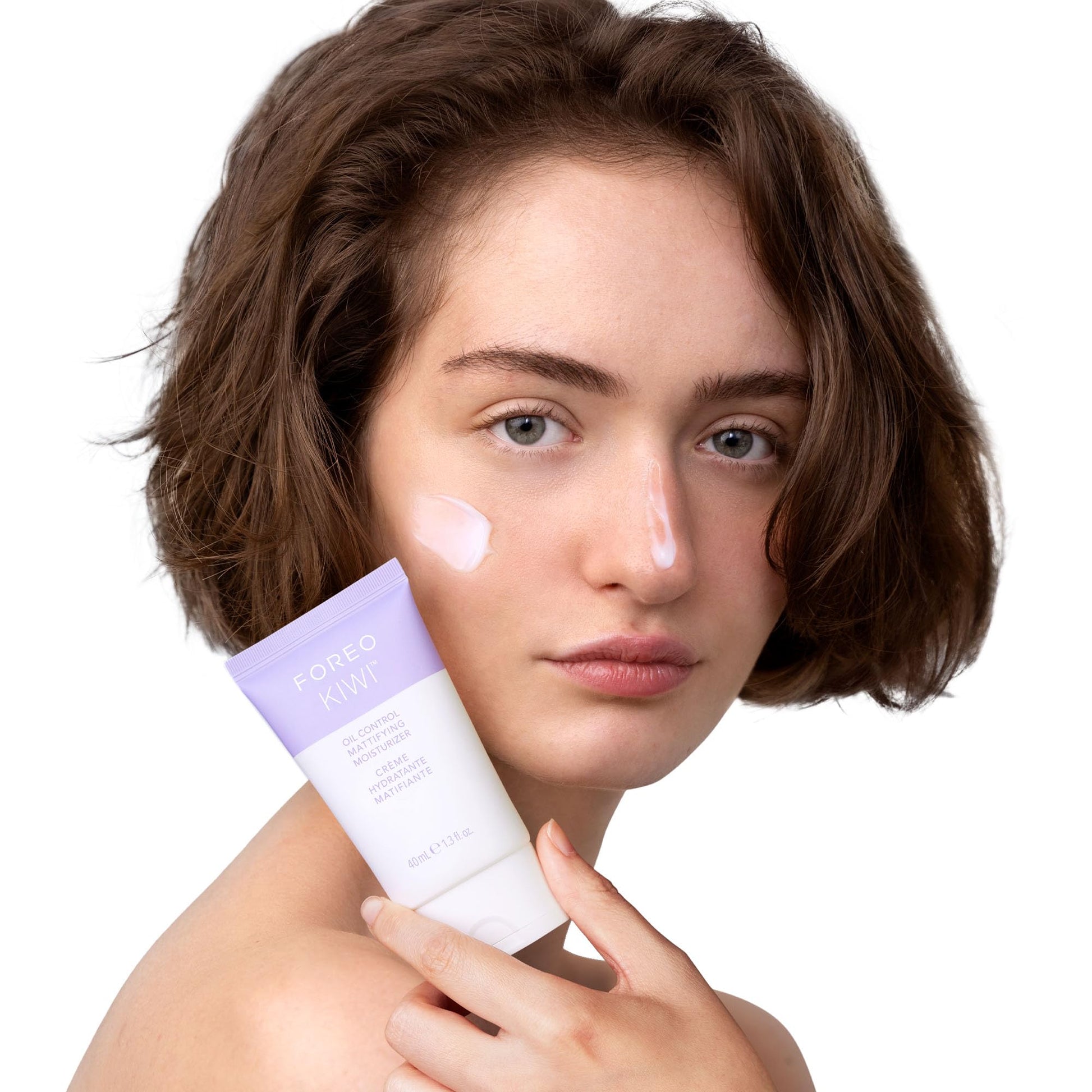 FOREO KIWI Regulador de sebo hidratante y matificante - Cuidado tras herramienta de microdermoabrasión y extractor de puntos negros - Piel grasa con acné - Probado dermatológicamente - Vegano, 40 ml