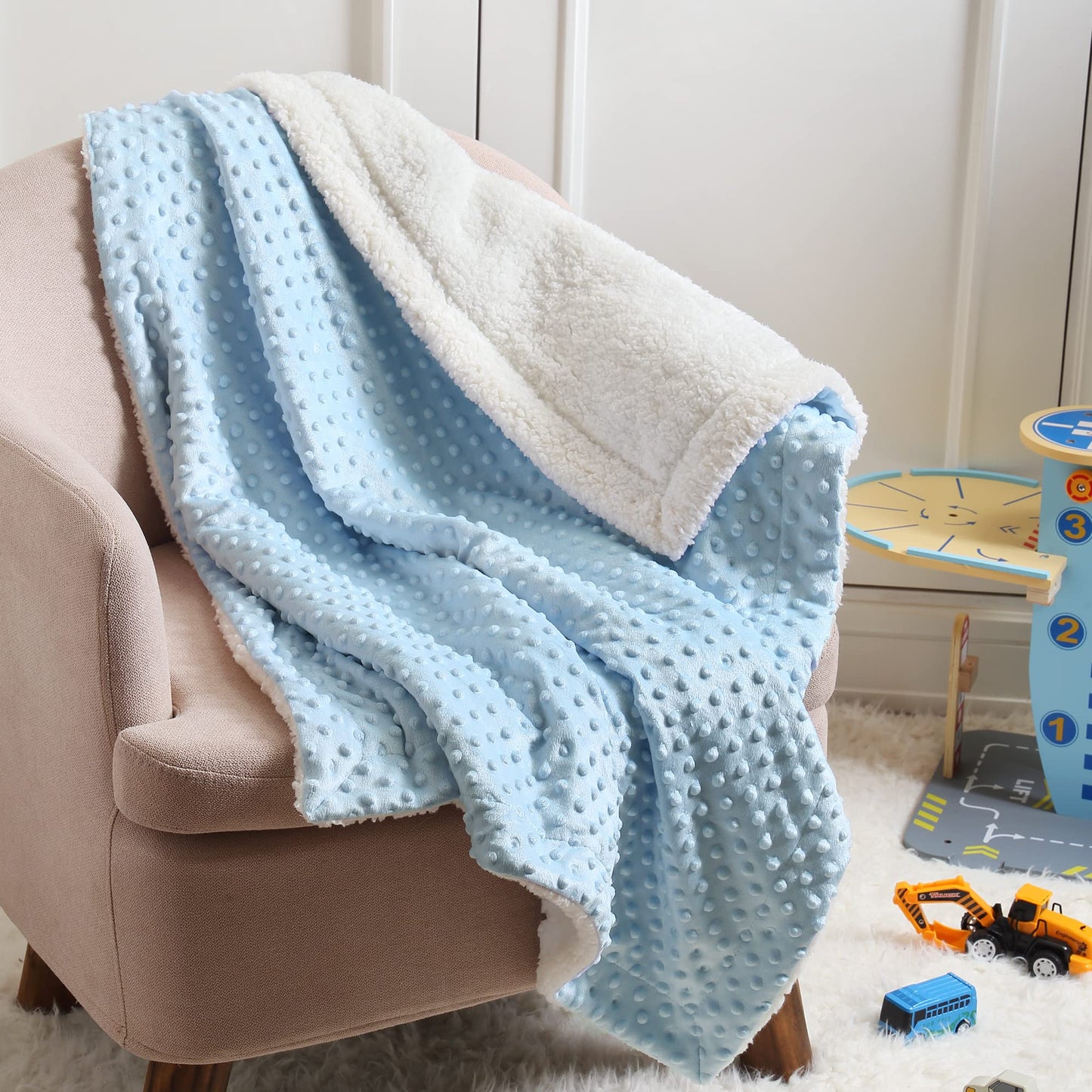 CREVENT - Manta de Sherpa Suave y cálida para bebé, para Cuna y carriola, Regalos para bebés y niños para Todas Las Estaciones (30 x 40 Pulgadas, Punto Azul)