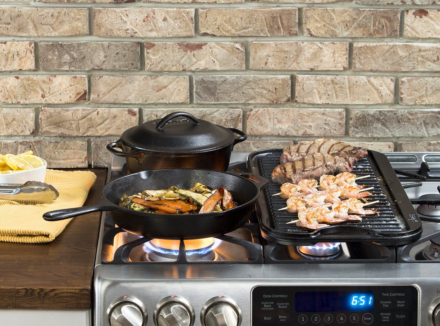 Lodge Pro-Logic P12SG3 Square Griddle, 12-inch