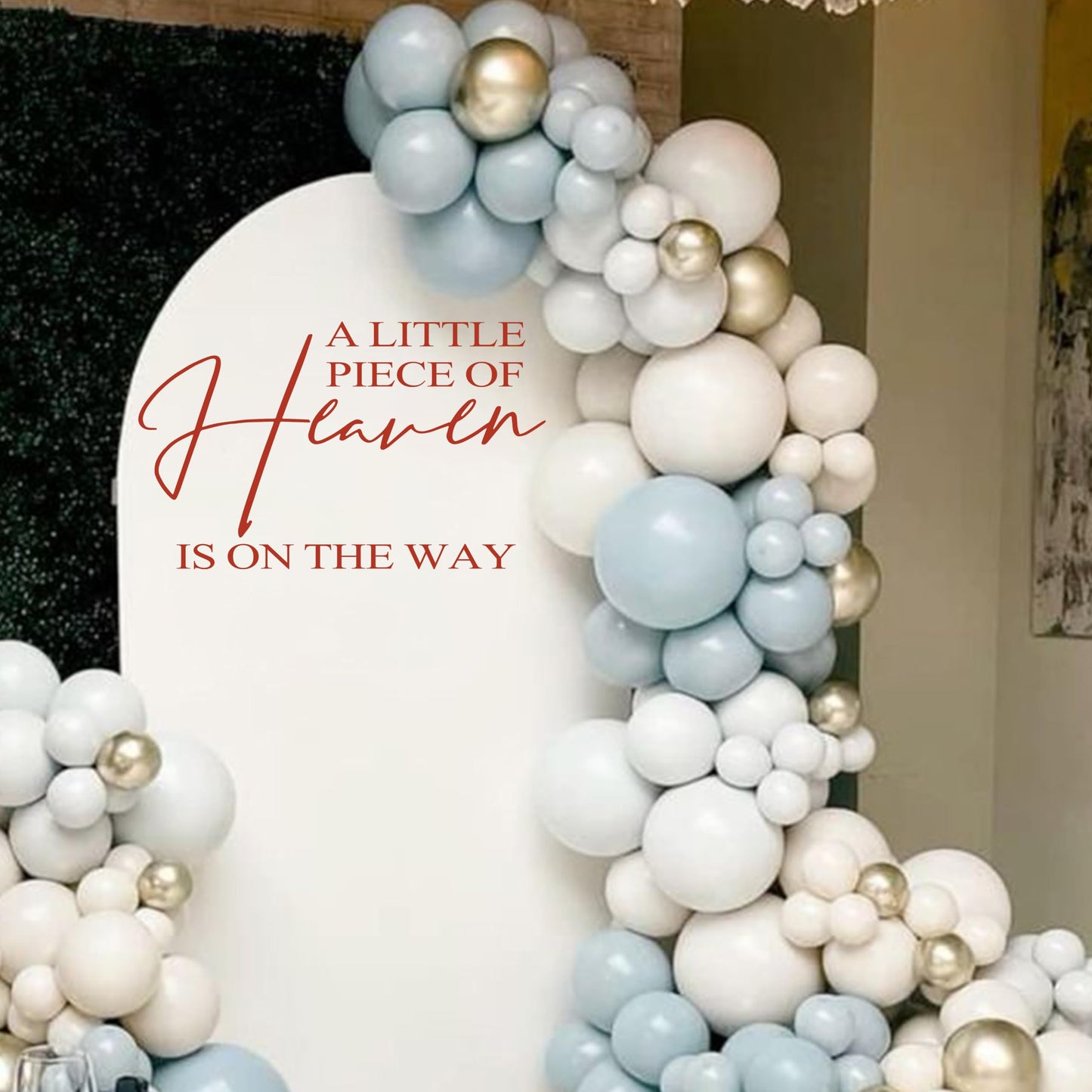 KIETKIE - Calcomanía con texto en inglés "A Little Piece of Heaven is On The Way" - Pegatina para baby shower, decoración de arco de globo para baby shower, decoración de fiesta de revelación de