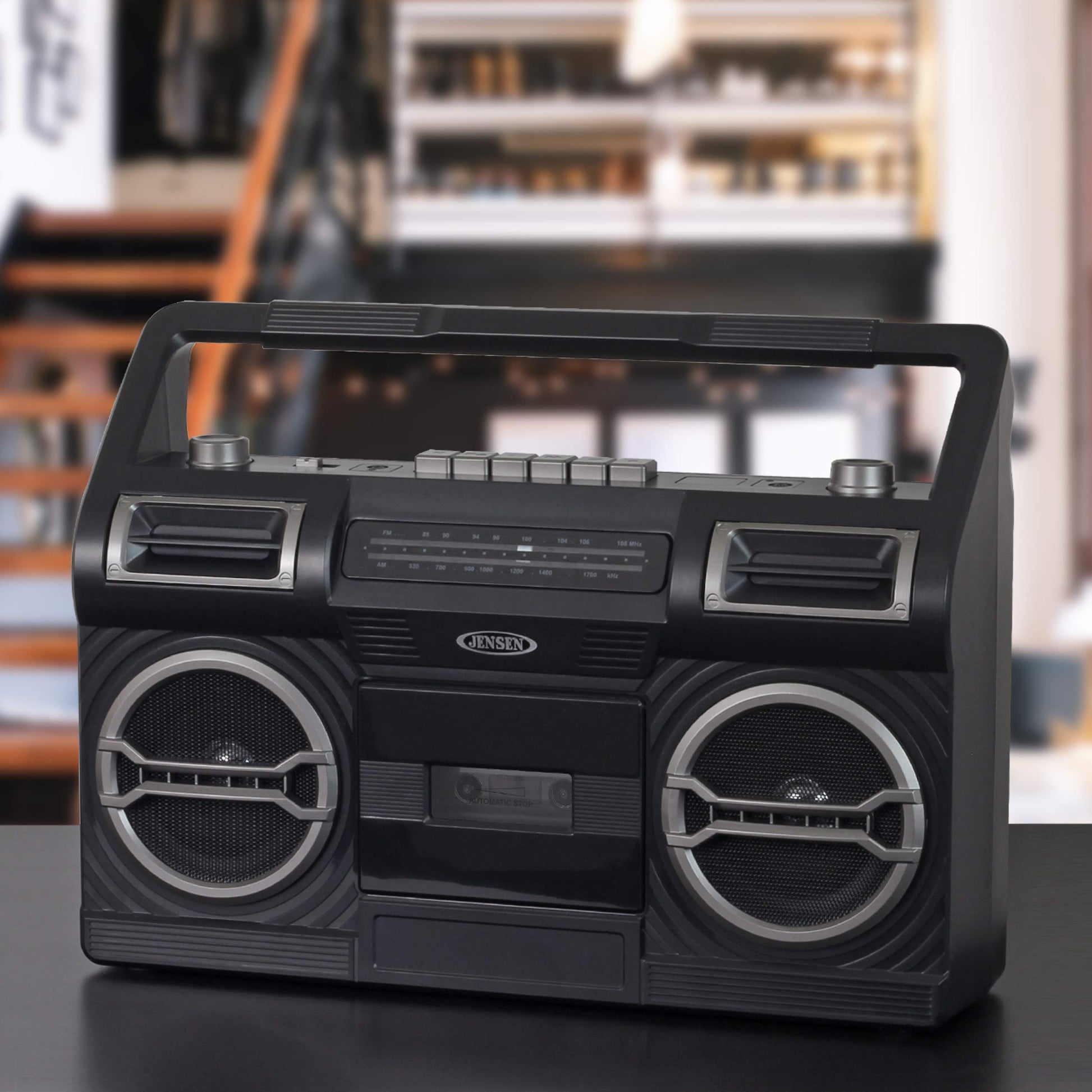 Jensen MCR-500 Radio portátil Am/FM con Reproductor de Casete y Altavoz Incorporado