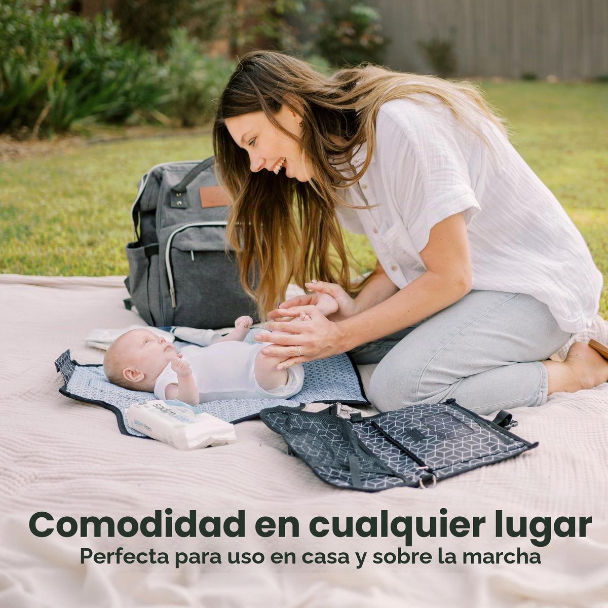 KeaBabies - Cambiador portátil para pañales – Cambiador grande impermeable para bebé, embrague de pañales de viaje compacto, gris, plástico, mat