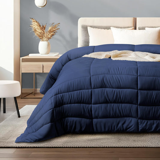 Dreamlab Edredón Acolchado para Toda Estación. Relleno de Microfibras Recubiertas con Gel. Lavado a Máquina. Usar como Edredón o con Funda Duvet. Hipoalergénico. (Azul Marino, Individual 162 x 223cm)