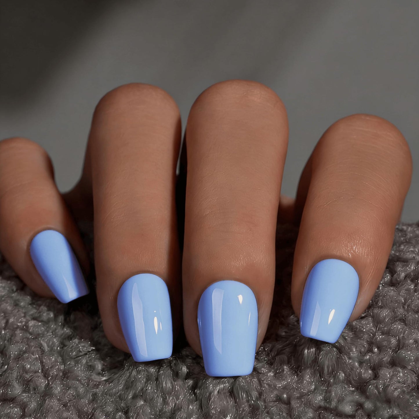SXVME Uñas postizas cortas en azul pastel, con pegamento, brillantes, sencillas, cuadradas, de gel suave natural, reutilizables, 30 unidades