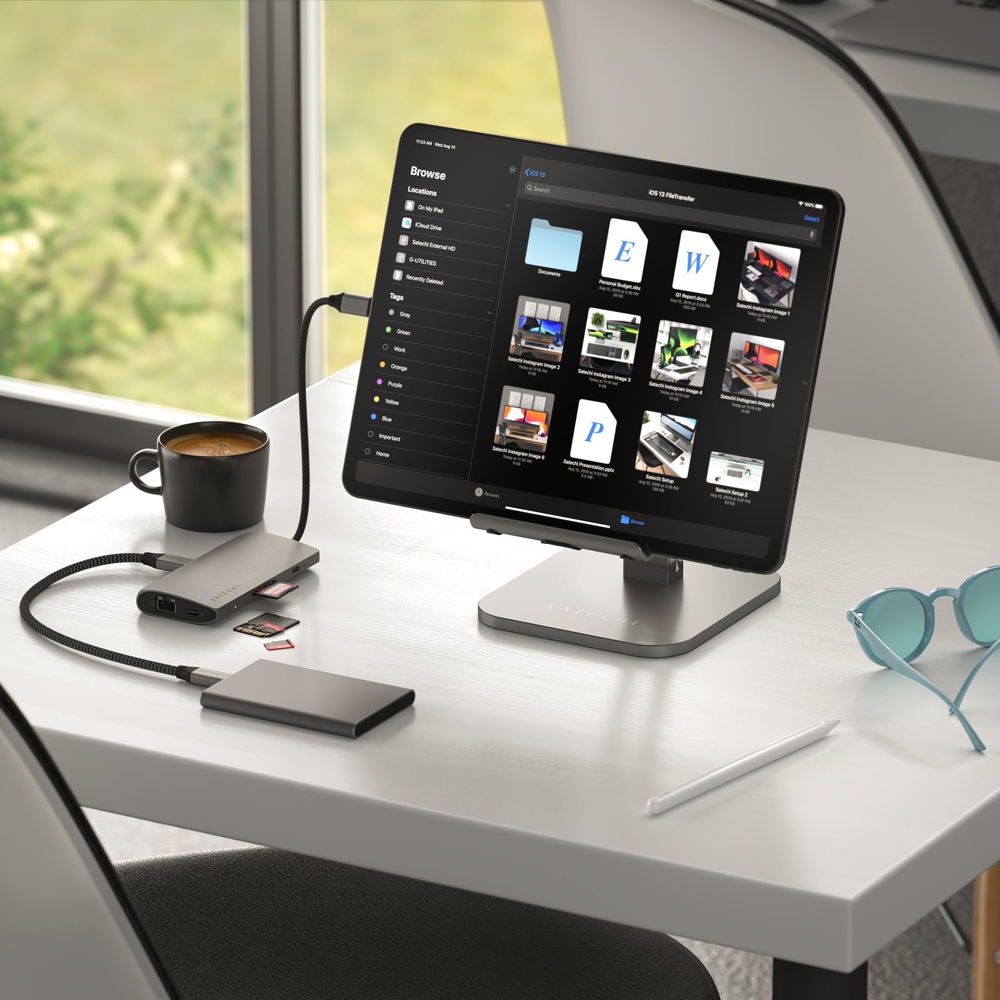 Hub USB-C SATECHI Space Gray 8 en 1 con HDMI 8K y Carga 100W para Laptop y MacBook