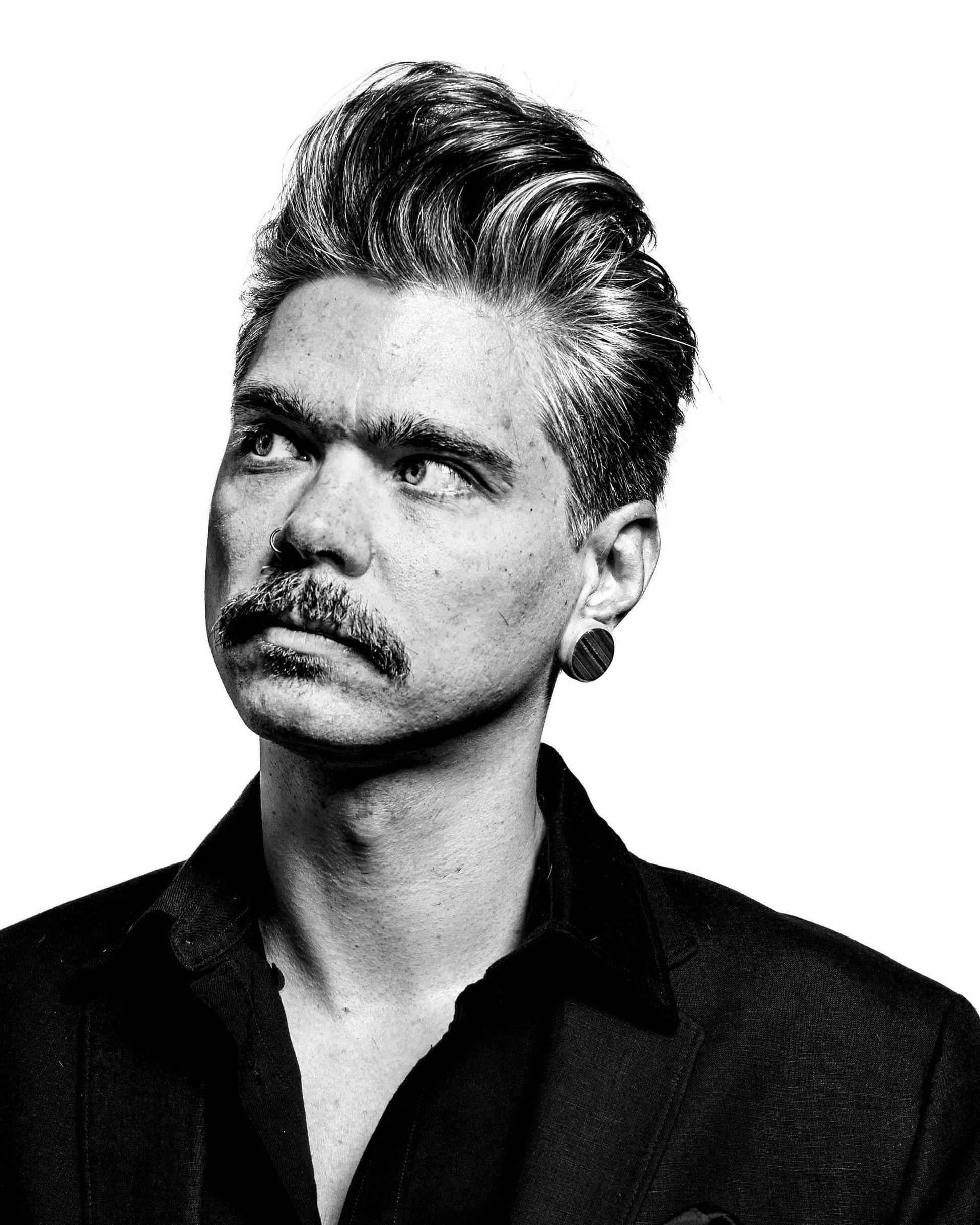 Pomada Reuzel Azul Fuerte Fijación Soluble Agua con Cera Concentrada para Hombre