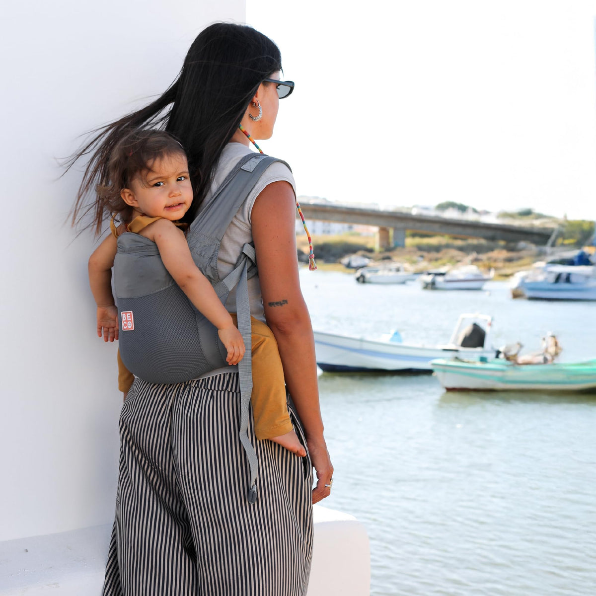 Beco Fly Mochila ligera para niños pequeños, plegable, 15-45 libras, gris