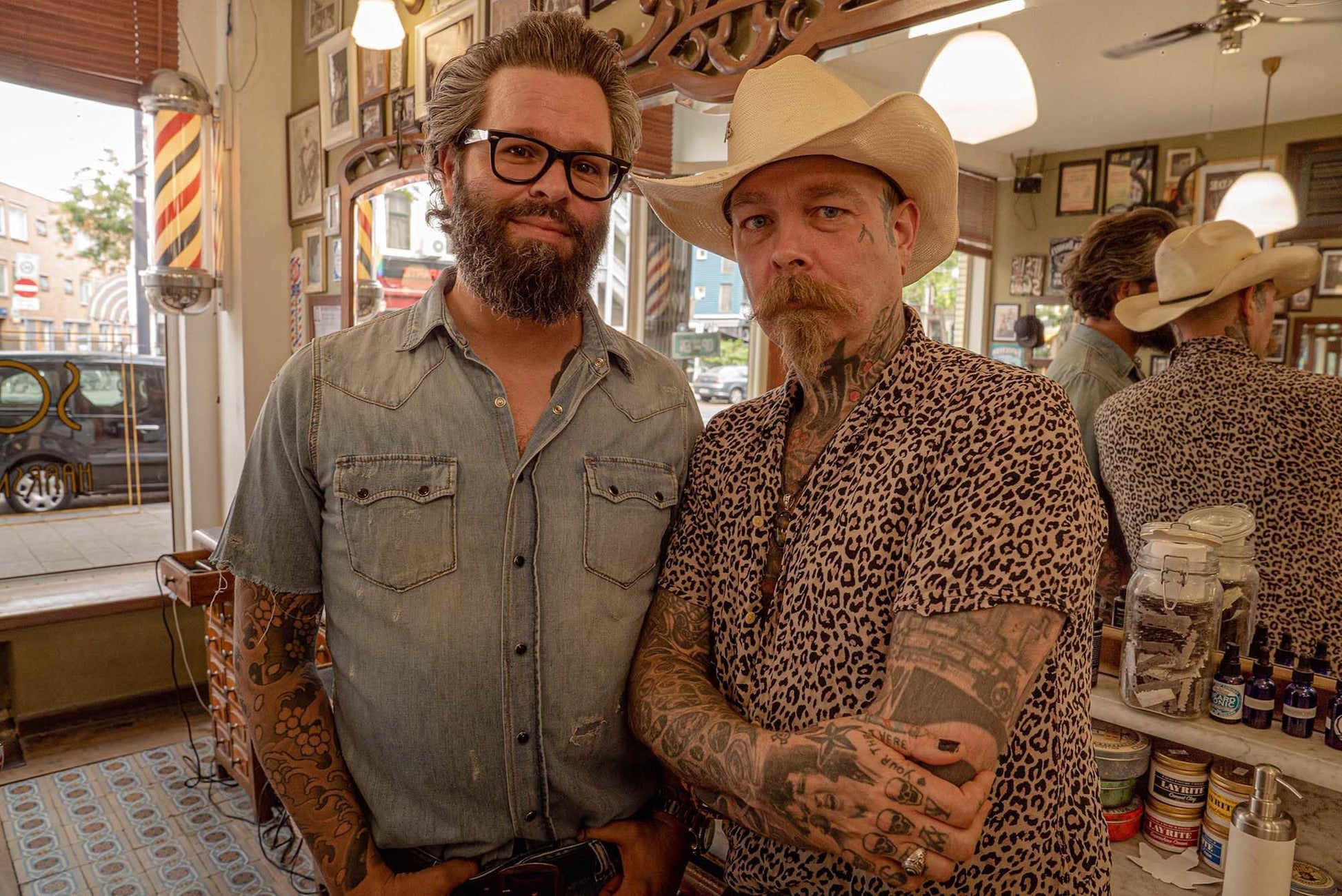 Pomada Reuzel Azul Fuerte Fijación Soluble Agua con Cera Concentrada para Hombre