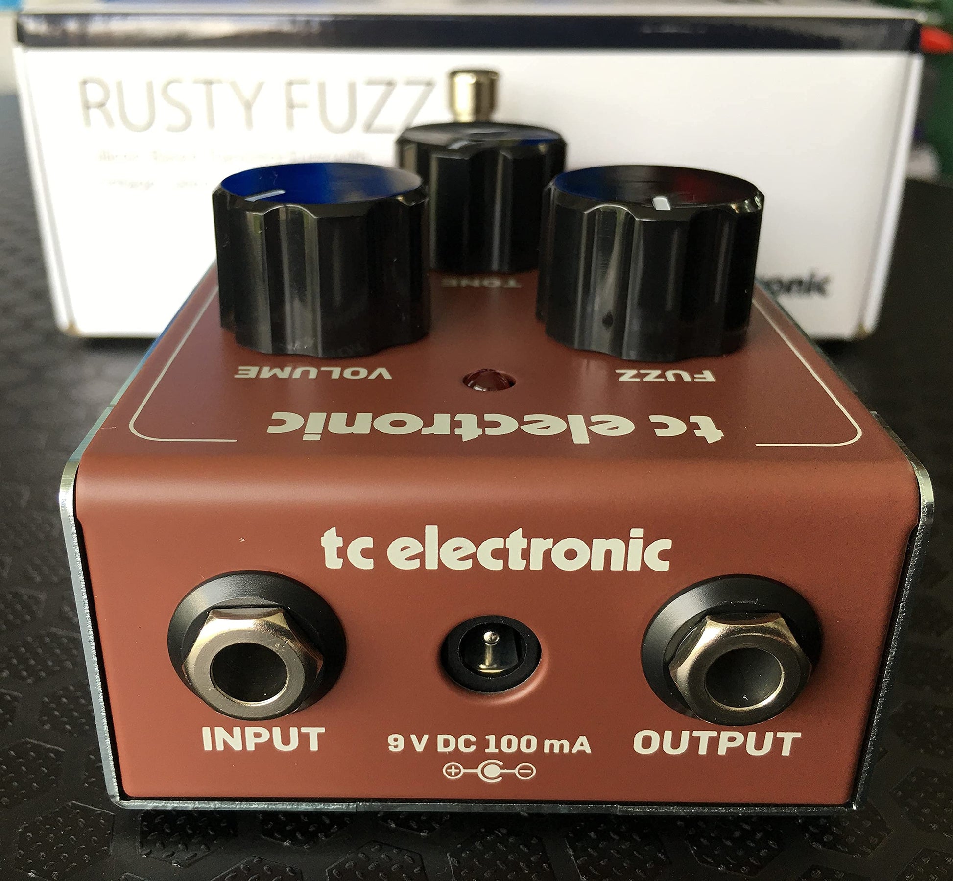 Pedal para Guitarra TC Electronic Rusty con Fuzz